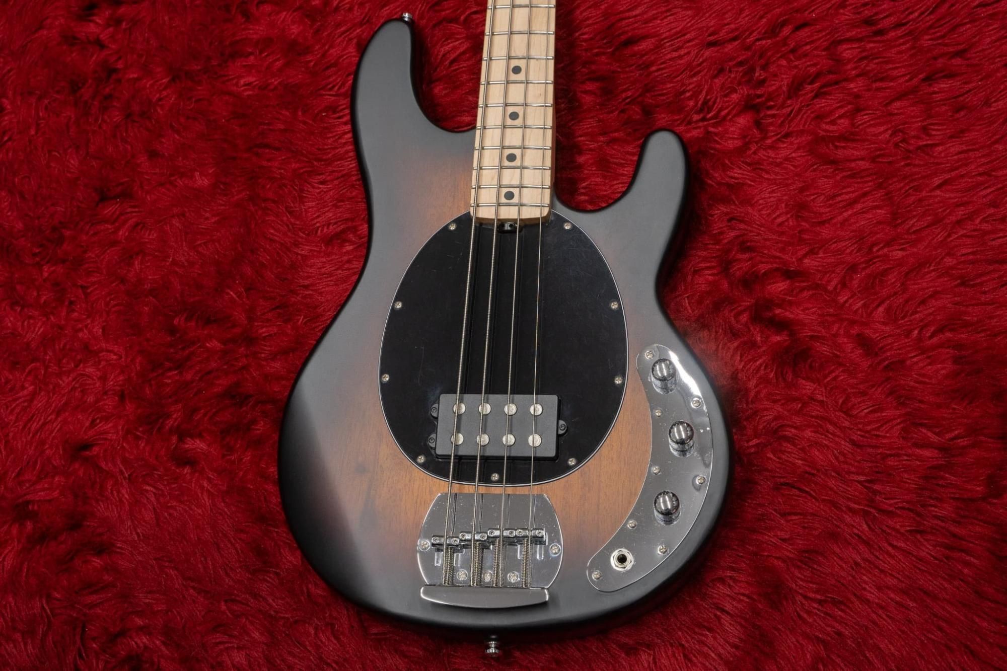Sterling by MUSICMAN Ray34SM (3-Tone Sunburst/Rosewood