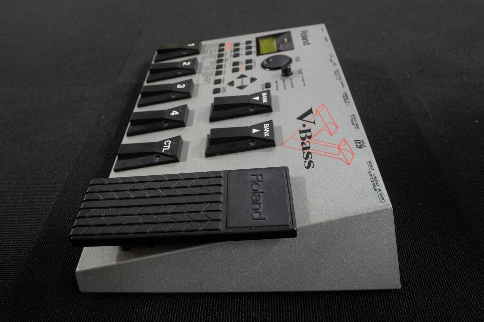 used】Roland / V-Bass System【GIB横浜】 - Geek IN Box used】Roland / V-Bass System【GIB横浜】 - Geek IN Box