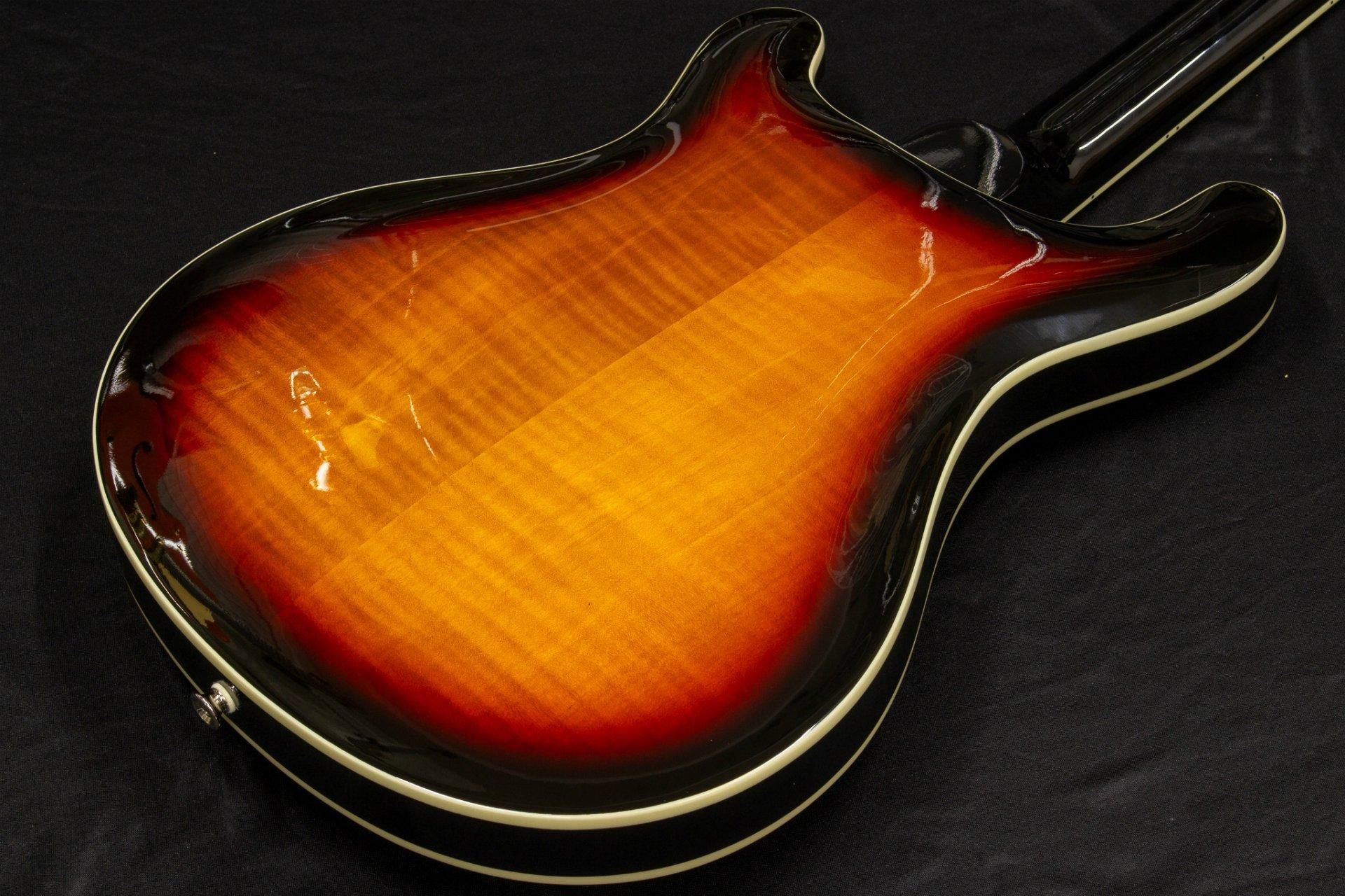 new】PRS(Paul Reed Smith) / SE Hollowbody II Tricolor new】PRS(Paul Reed Smith) / SE Hollowbody II Tricolor