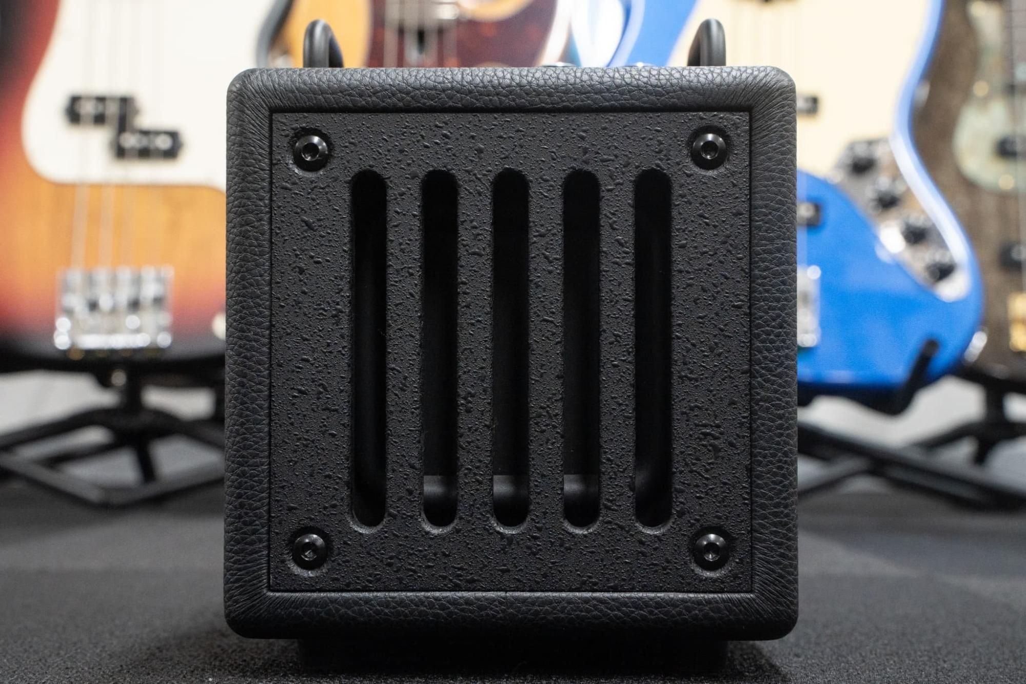 used】Phil Jones Bass / NANOBASS X4C Black【GIB横浜】 - Geek used】Phil Jones Bass / NANOBASS X4C Black【GIB横浜】 - Geek