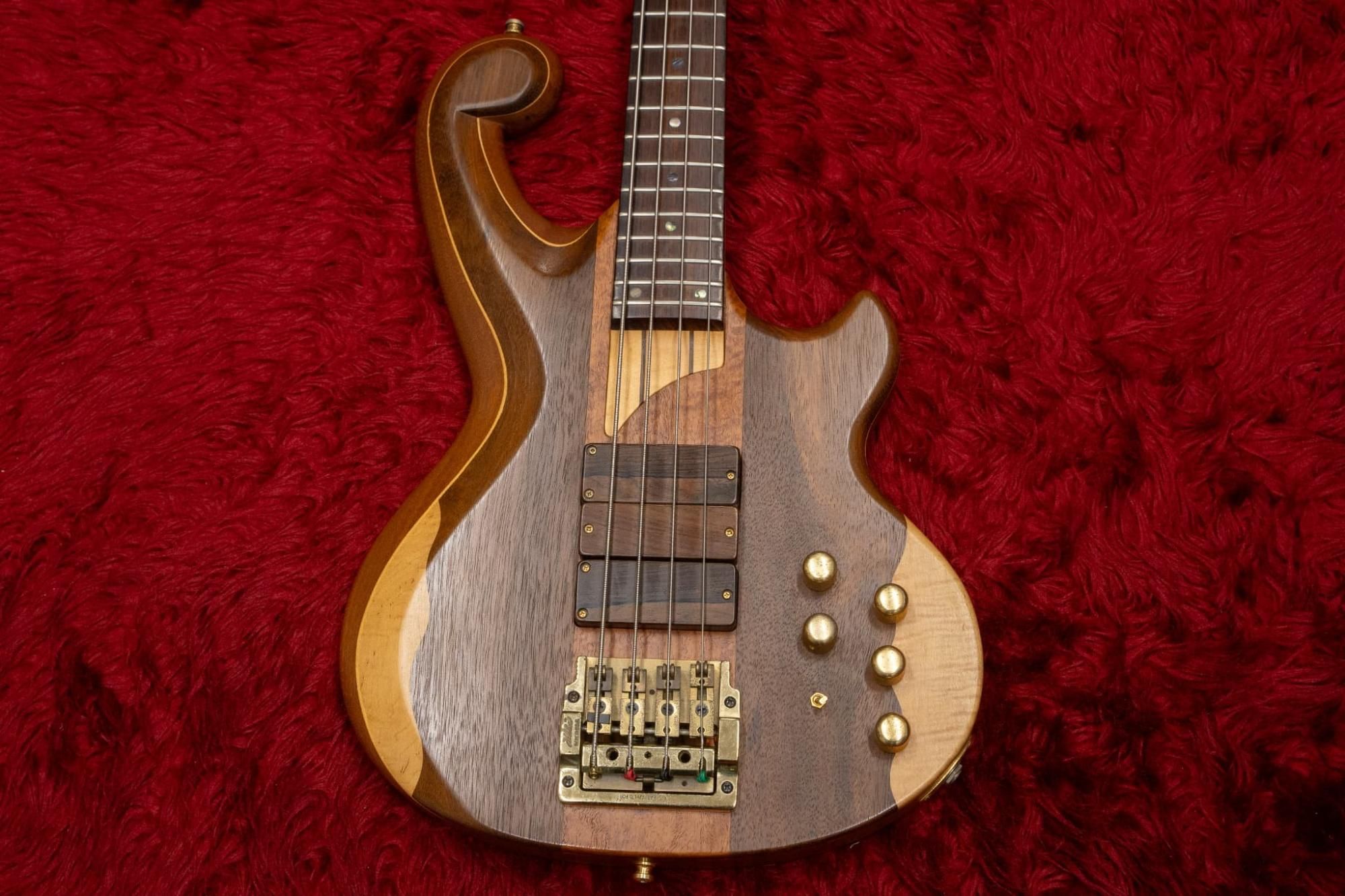 used】Combat Guitars / Custom Bass 4st 4.585kg #04733【委託