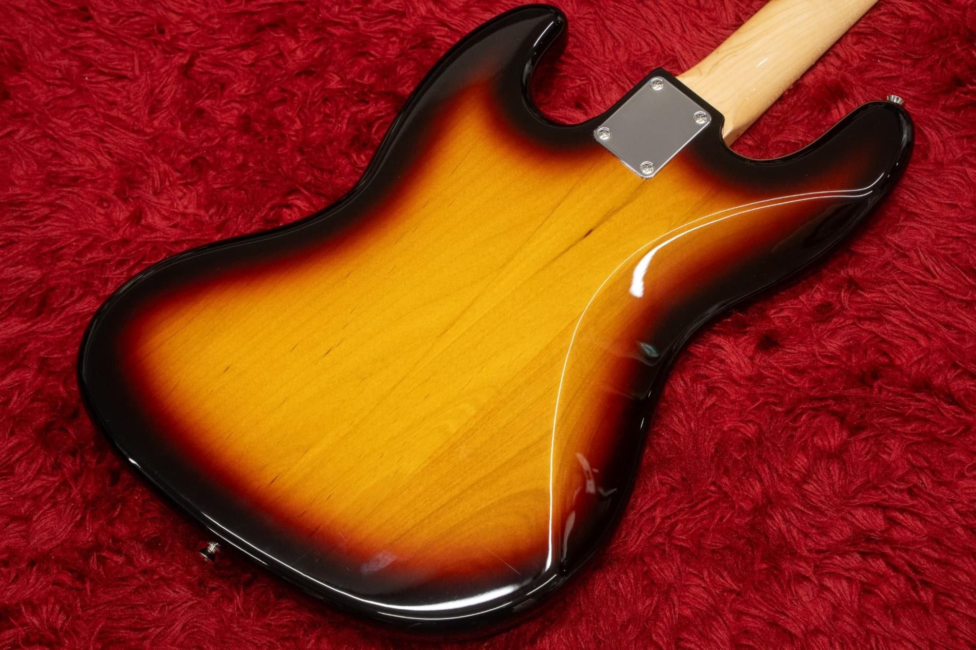 ベース Fender Japan Heritage 60s Jazz bass 3TS used】Fender / Made in Japan Heritage 60s Jazz Bass 3TS 2023