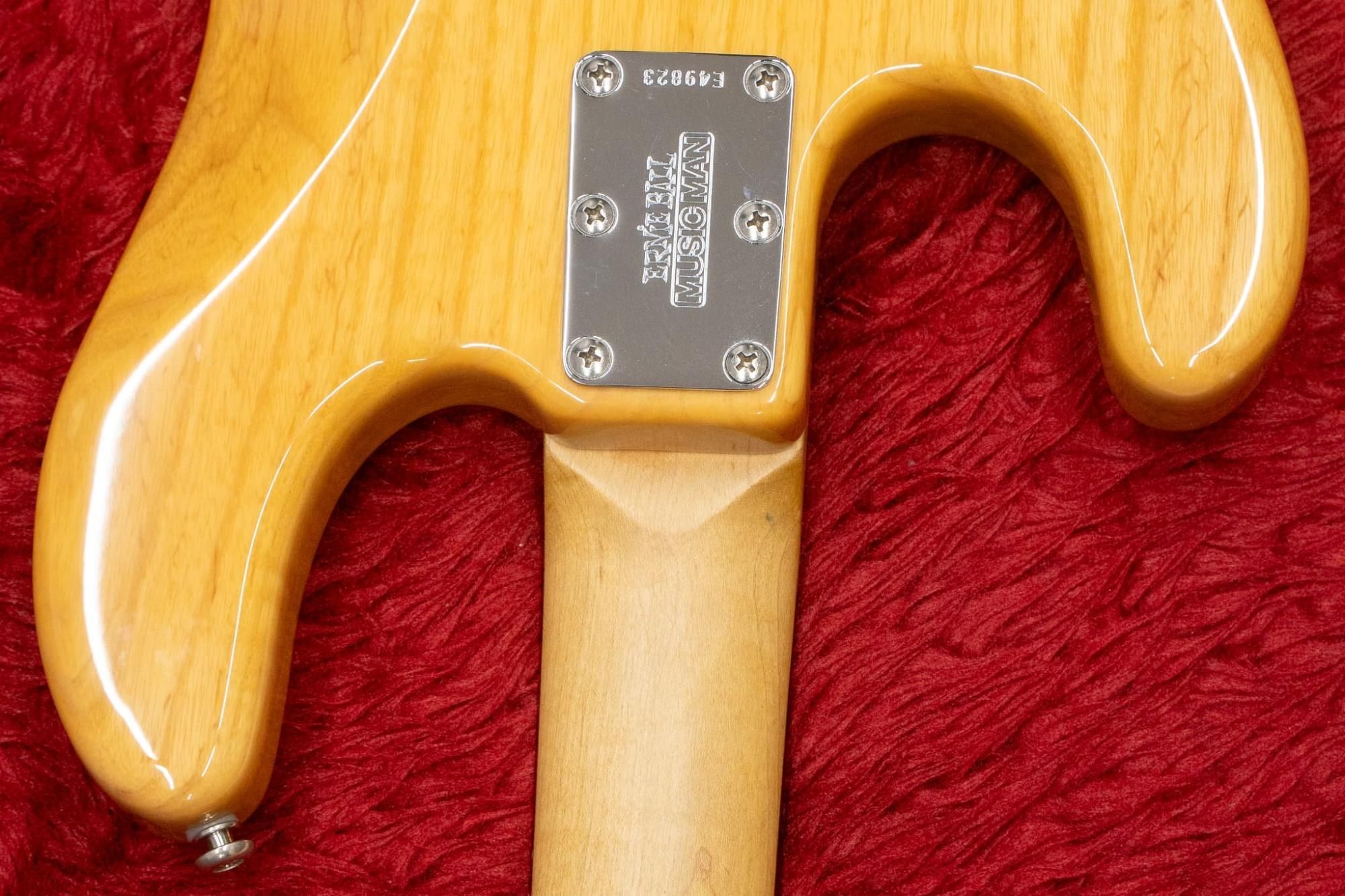 used】Ernie Ball Music Man / Stingray 3EQ NAT 2005 4.775kg