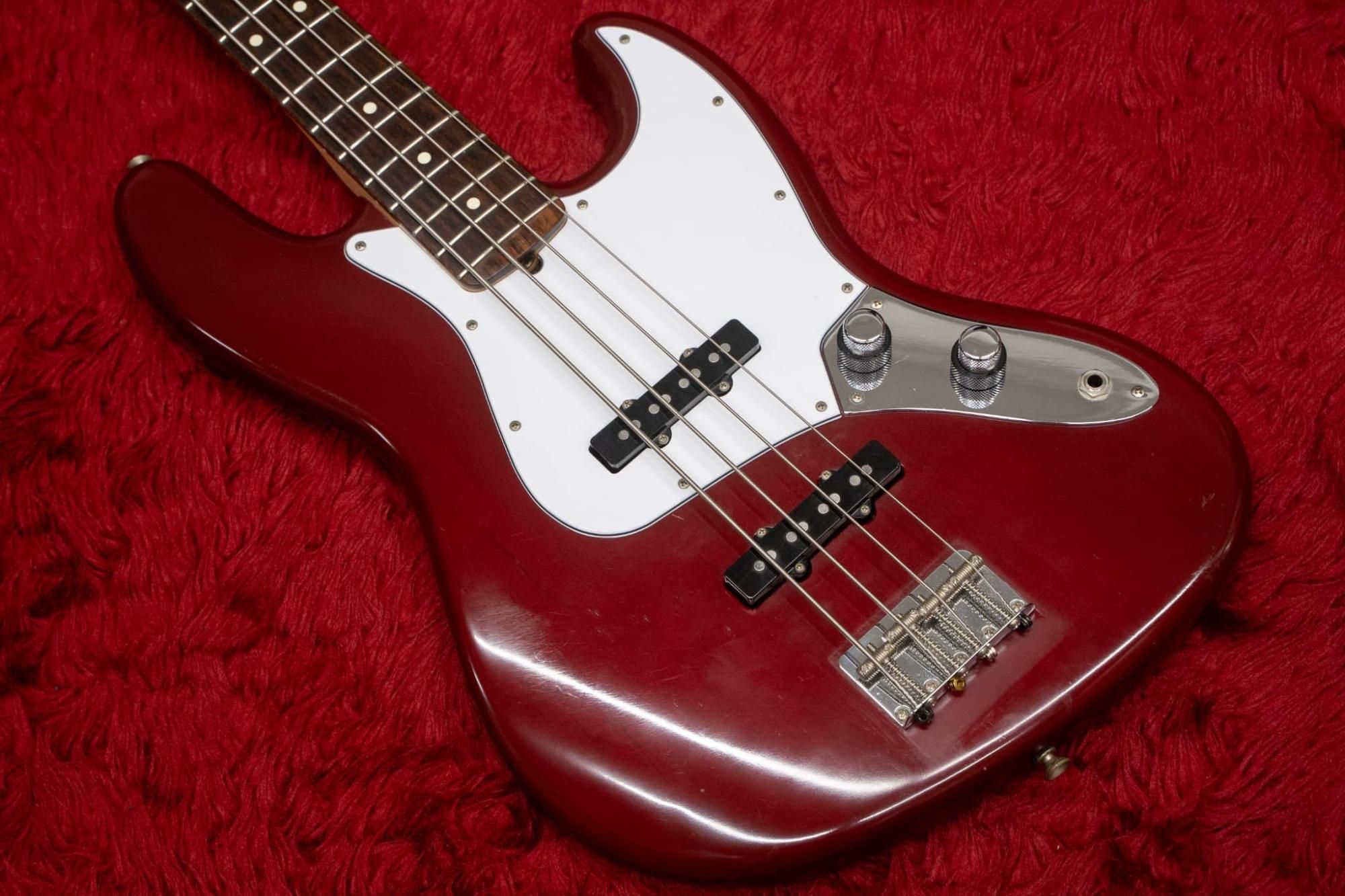 used】Fender / Highway One Jazz Bass Midnight Wine Mod. 2008 used】Fender / Highway One Jazz Bass Midnight Wine Mod. 2008