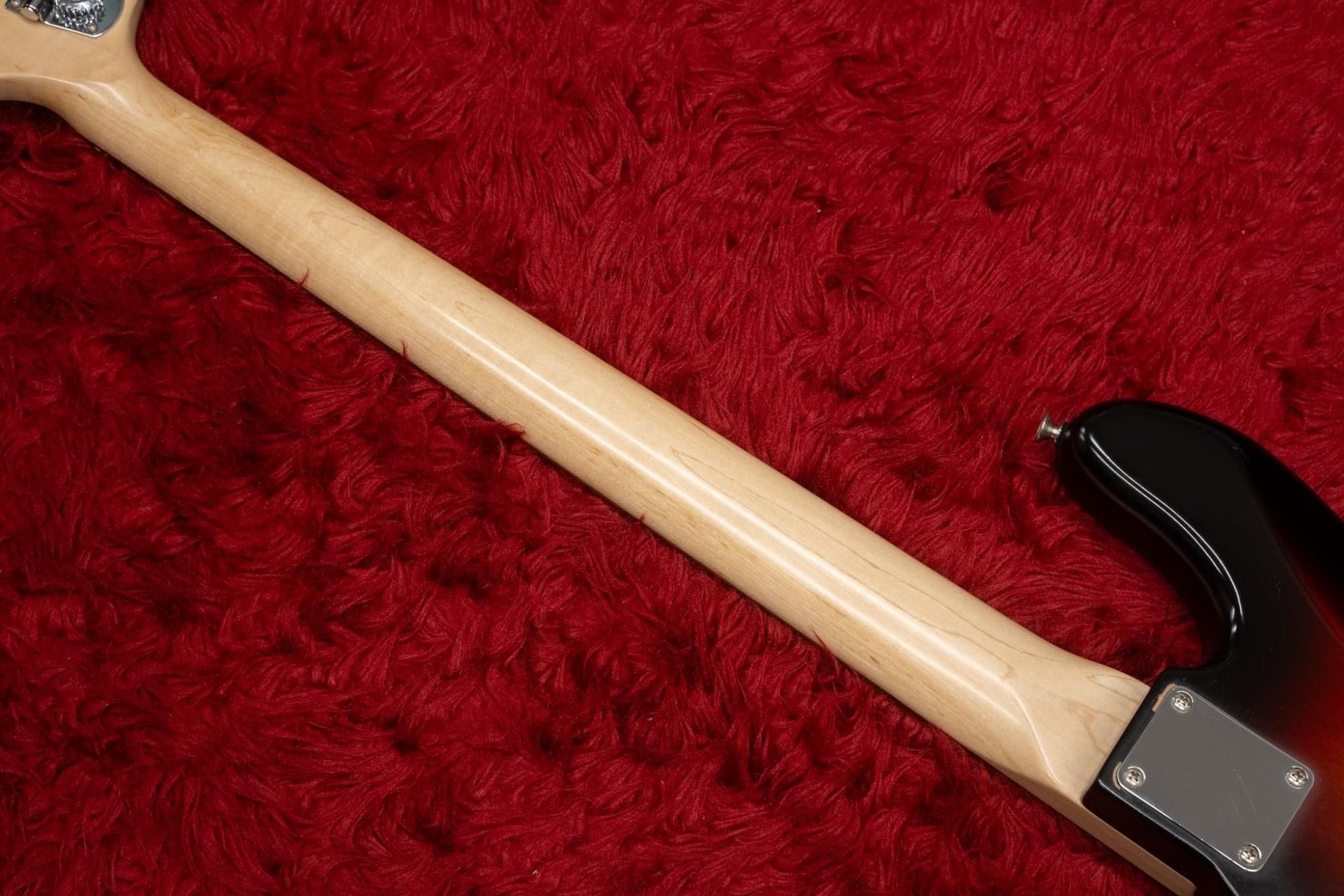 used】Fender / Highway One Precision Bass 3-Color Sunburst 2009