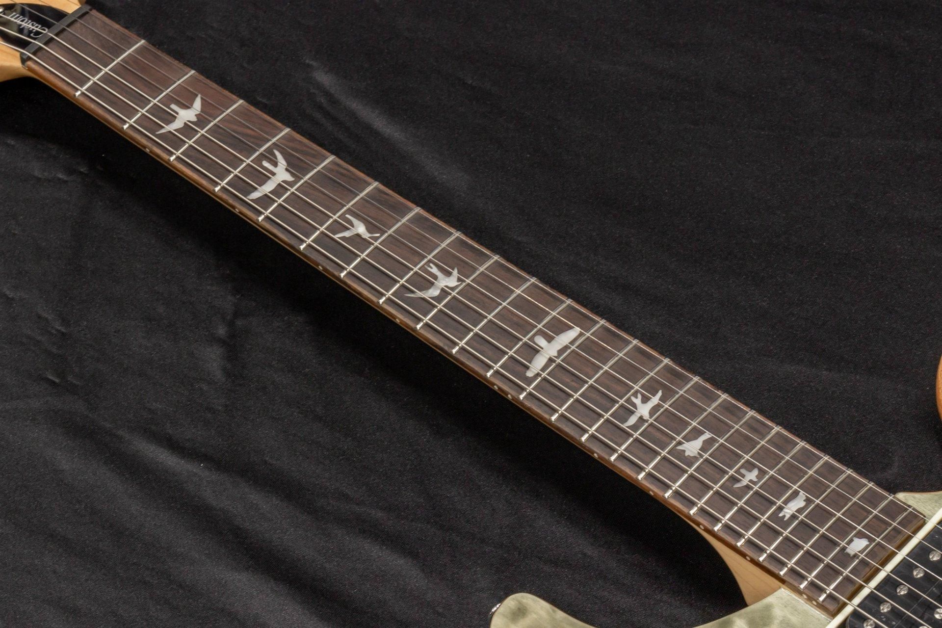 new】PRS / SE Custom 24 Quilt Blue Fade #G005665 3.58kg new】PRS / SE Custom 24 Quilt Blue Fade #G005665 3.58kg