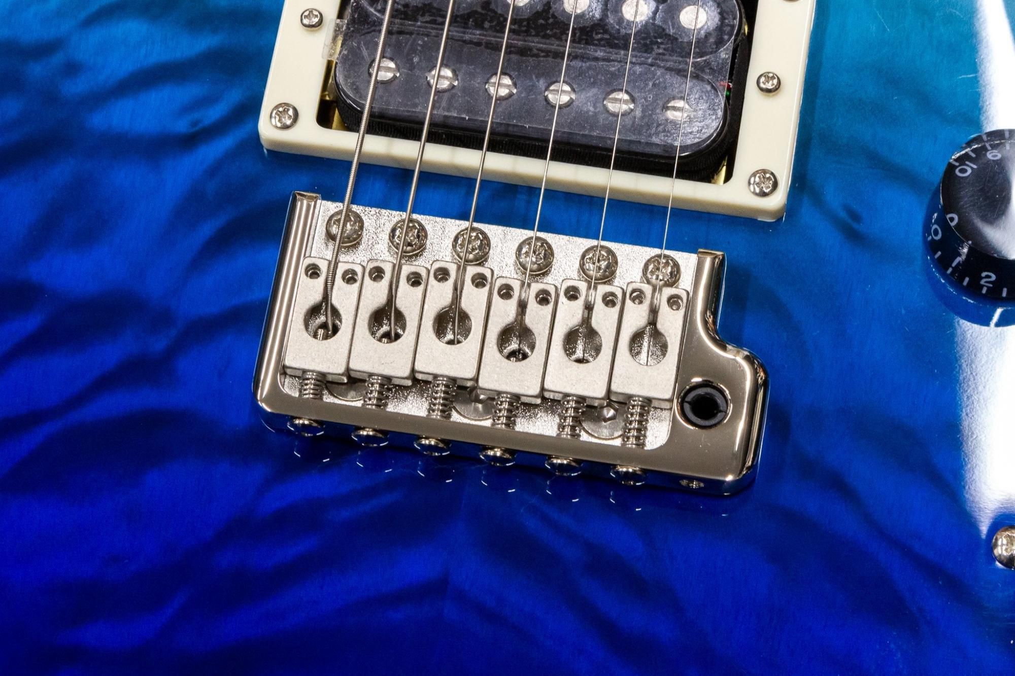new】PRS / SE Custom 24 Quilt Blue Fade #G005665 3.58kg new】PRS / SE Custom 24 Quilt Blue Fade #G005665 3.58kg