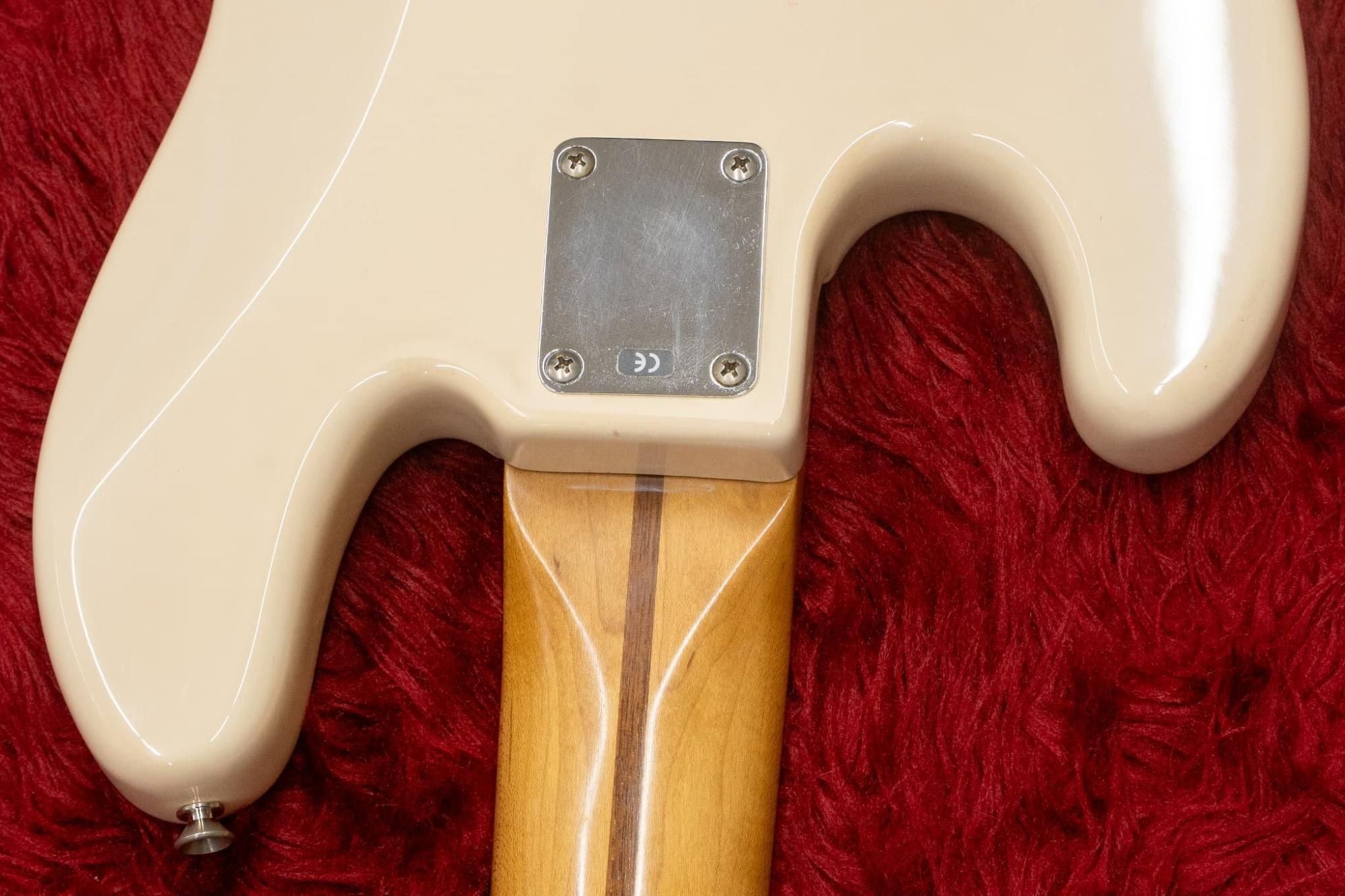 Fender USA American Ultra II Jazz Bass V (Sinister Red/Maple