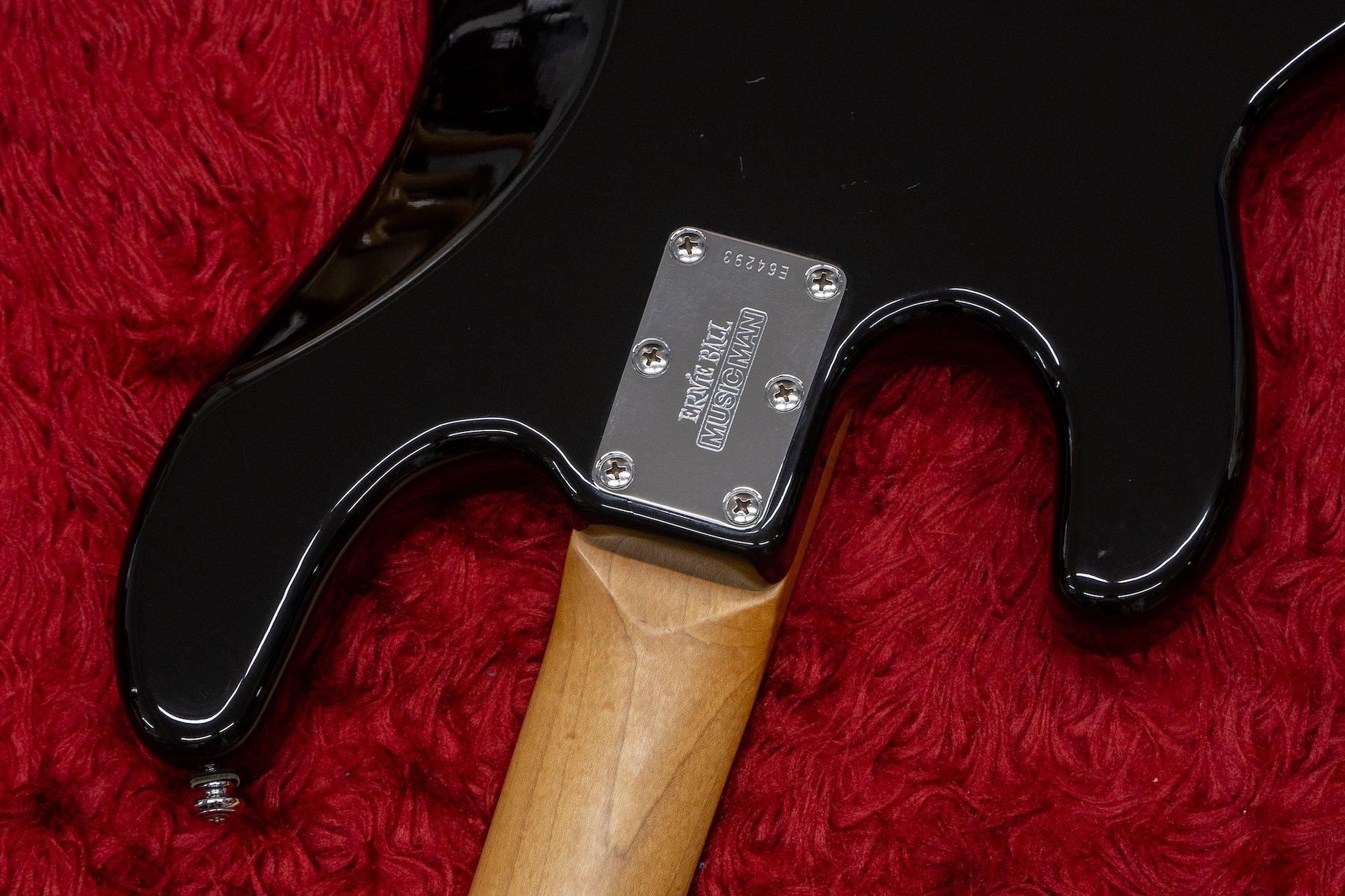 used】Ernie Ball Music Man / Stingray BLK 3EQ 2008 4.270kg used】Ernie Ball Music Man / Stingray BLK 3EQ 2008 4.270kg