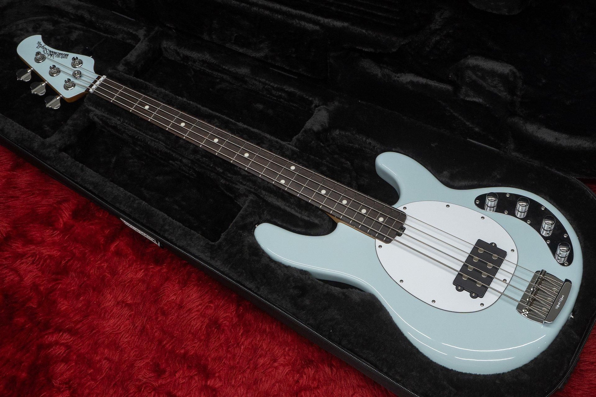 ベース Ernie Ball Music Man StingRay Ernie Ball Music Man StingRay Special Bass Guitar, Maple FB