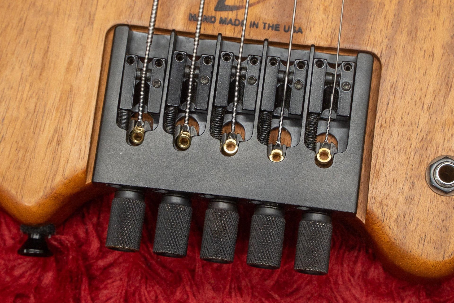 Wingbass Classic of Wing Instruments
