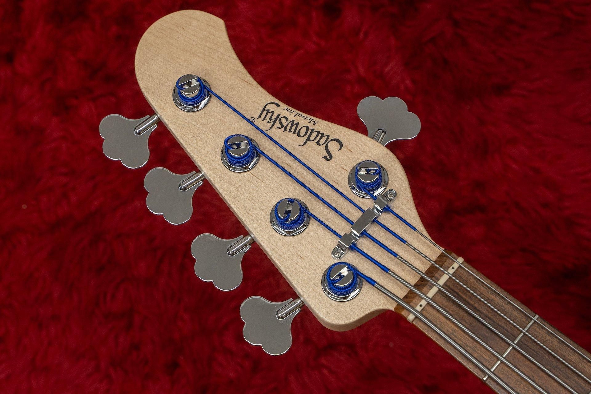 【めめんともり】Sadowsky MV5 3桁シリアル【PLEK済】 めめんともり様専用】Sadowsky MV5 3桁シリアル【PLEK済