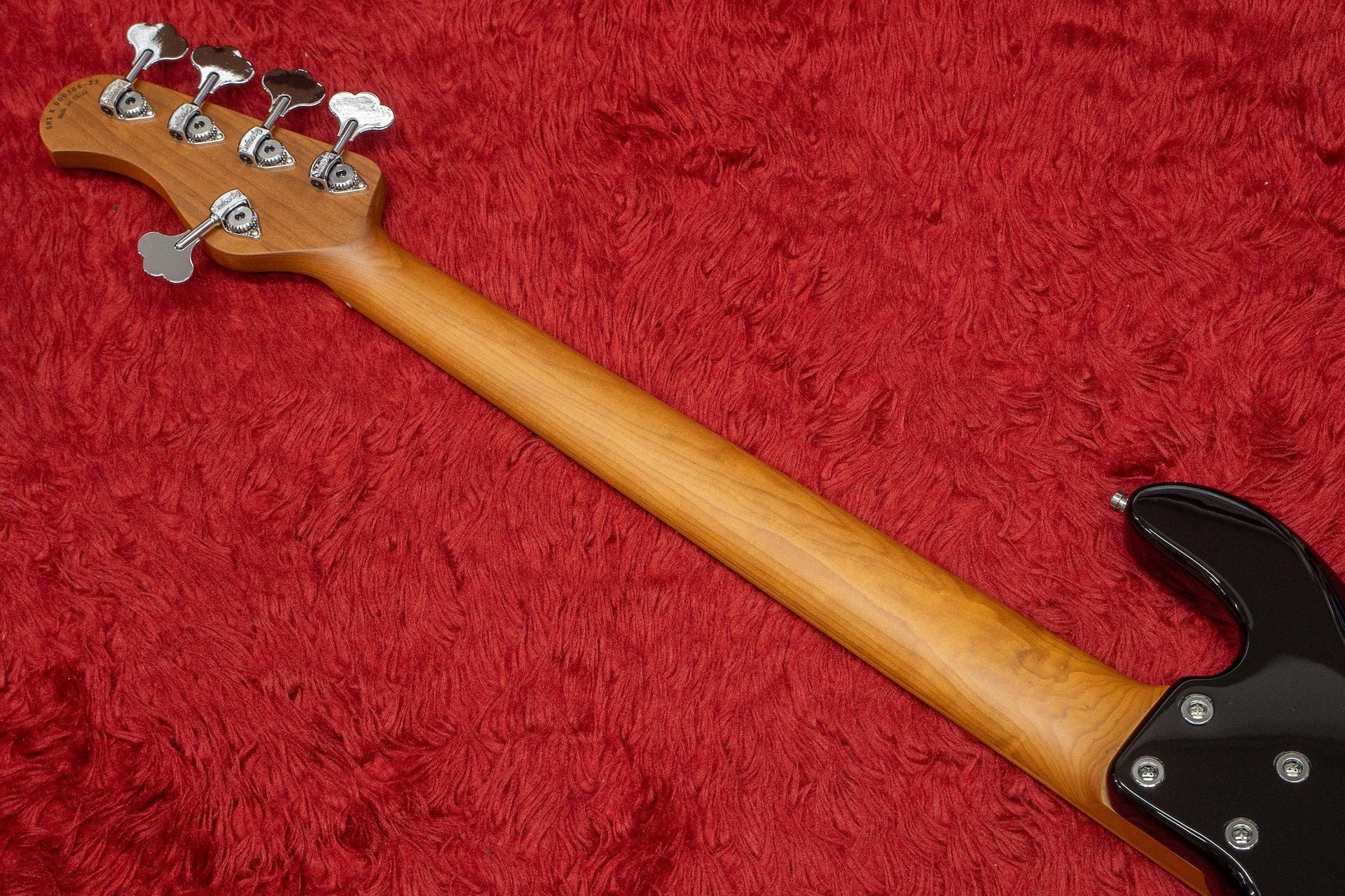 サドウスキー Sadowsky Metro Express ME21 VJ5 Sadowsky ME21 VJ5 Maple Solid Black High Polish 5弦ベース