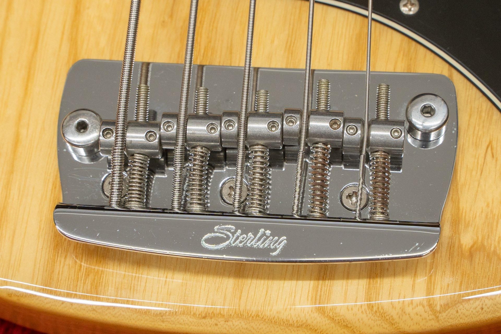 Sterling by Musicman RAY35 NAT アッシュ/メイプル Sterling by Musicman RAY35(NAT/M) 30%OFF! | ワタナベ楽器店
