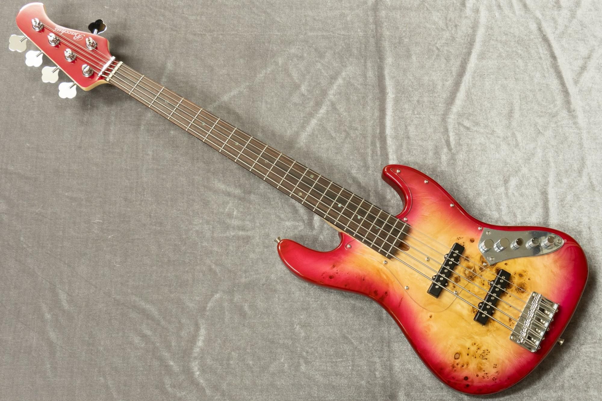新品⭐️送料込み⭐️ Bacchus ブラックバーストが登場❗️ Bacchus WL5-ASH-GK バッカス 5弦 エレキベース BOSS ギター