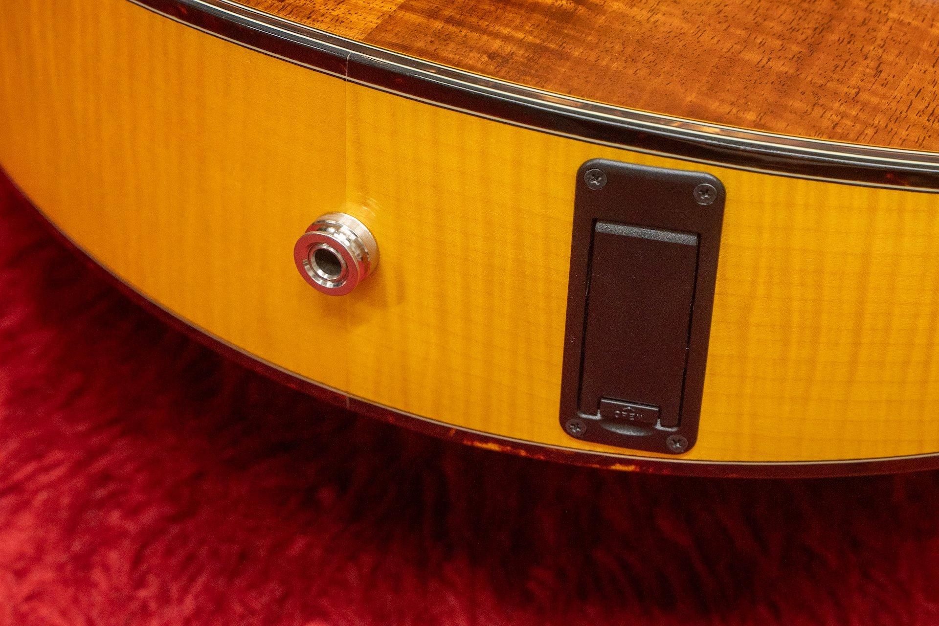 used】Crews Maniac Sound / EB-2400 Limited KOA 2.185kg