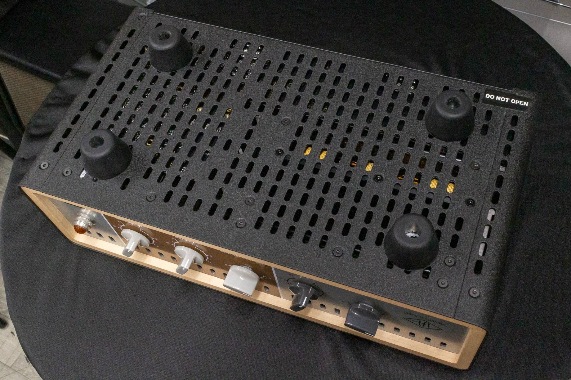 used】Universal Audio / OX AMP TOP BOX【TONIQ横浜】 - Geek