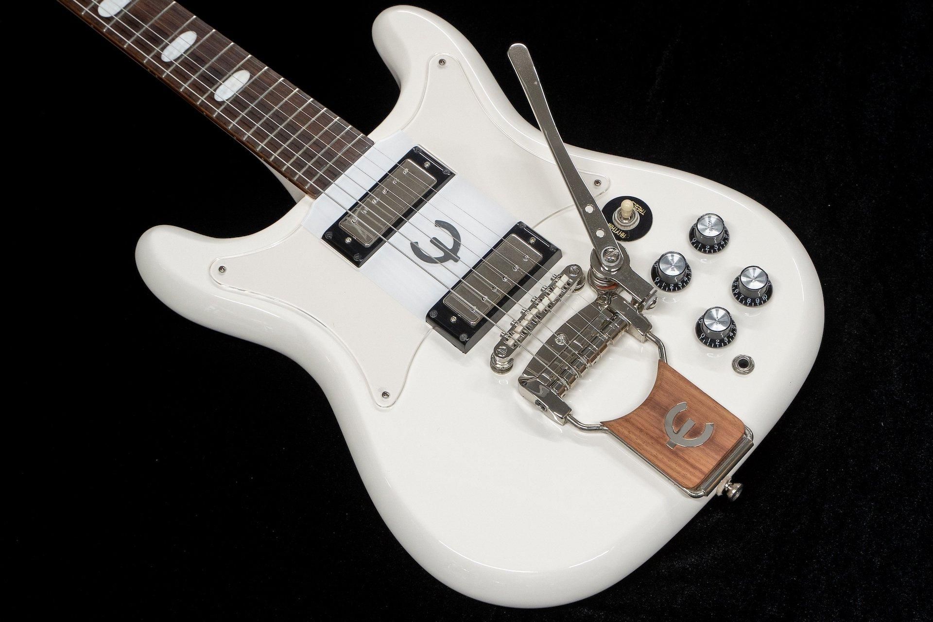 used】Epiphone / Crestwood Custom w/tremotone Polaris White used】Epiphone / Crestwood Custom w/tremotone Polaris White