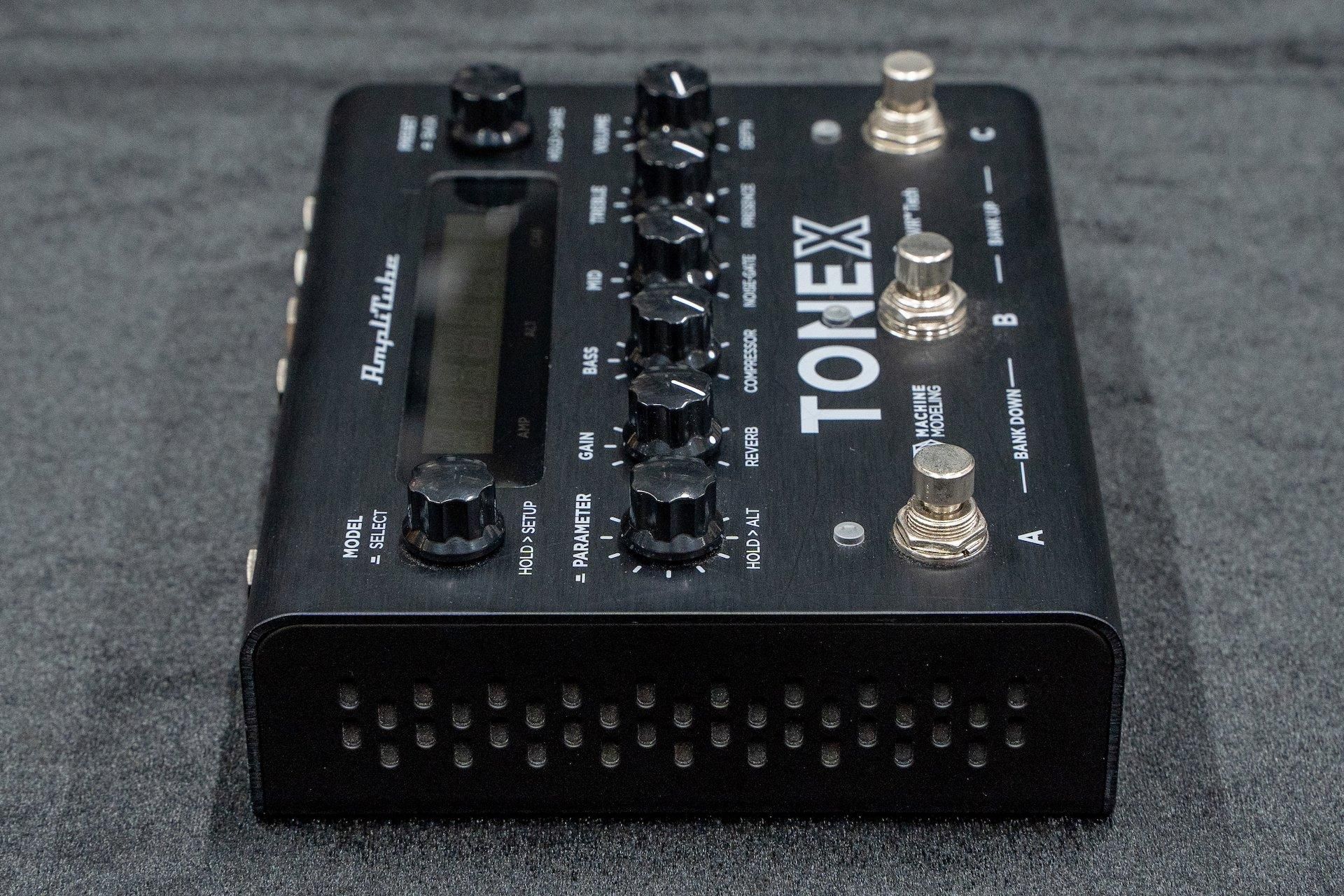 used】IK Multimedia / TONEX Pedal【TONIQ横浜】 - Geek IN Box used】IK Multimedia / TONEX Pedal【TONIQ横浜】 - Geek IN Box