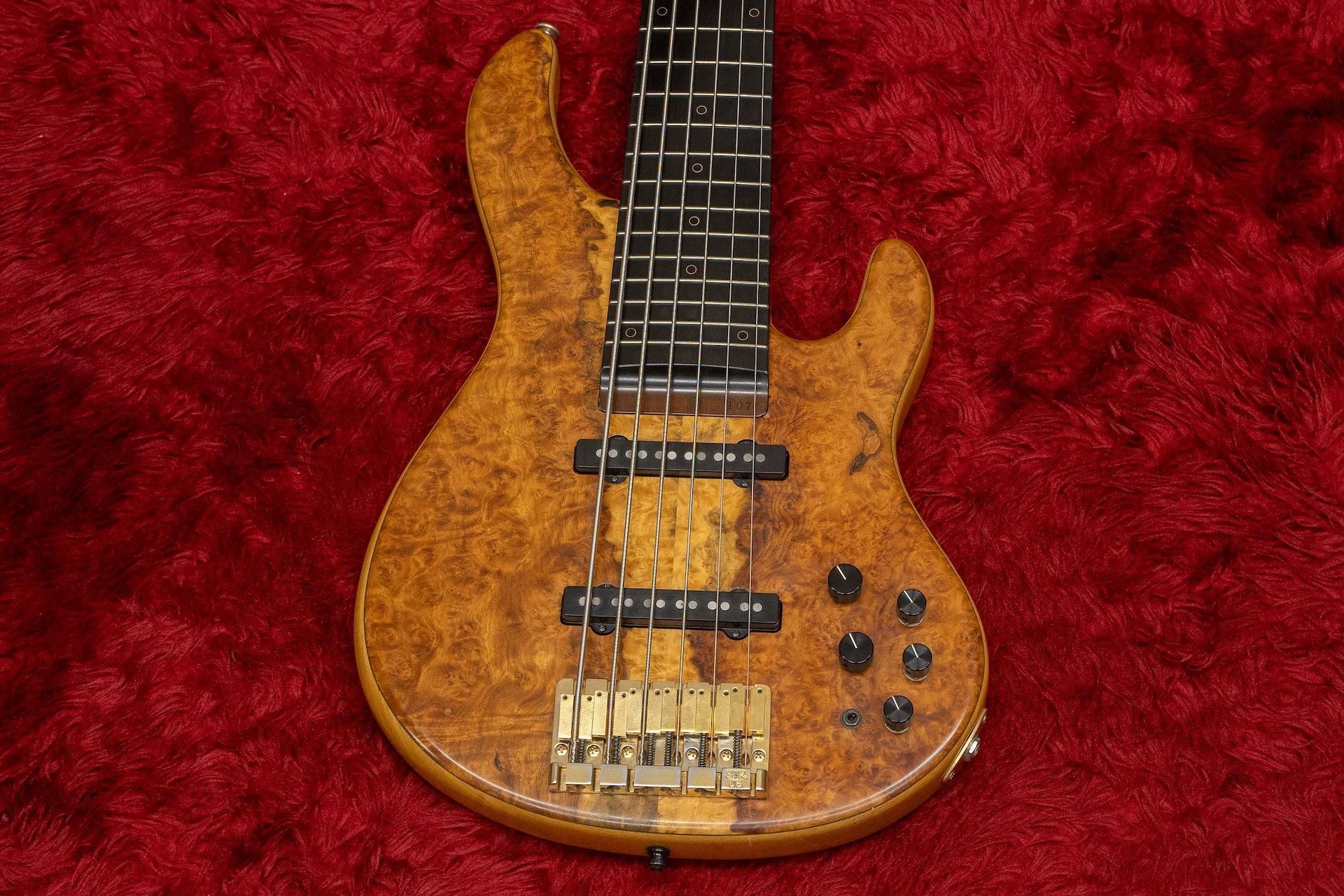 期間限定値下げ中！STR guitars LS548 #114 ベース ベース