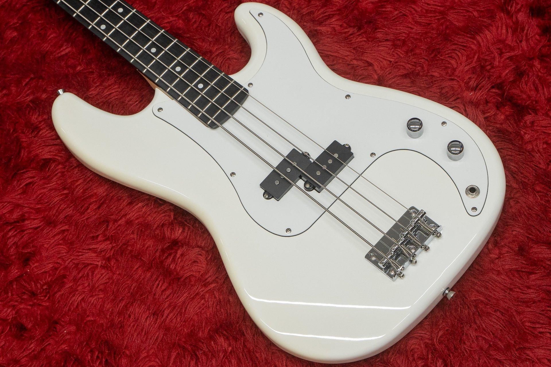 トップ used】Woofy Basses / Woo4 WHITE 3.300kg 【GIB横浜】 - Geek ベース