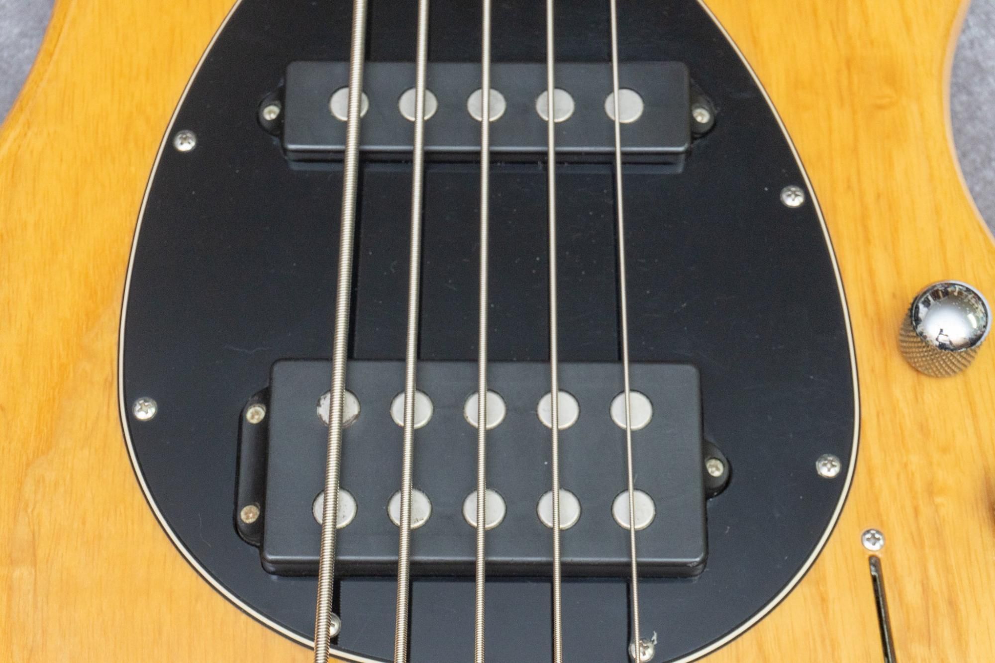 used】ERNIE BALL MUSIC MAN / Sterling 5 HS USA 2008 4.70kg