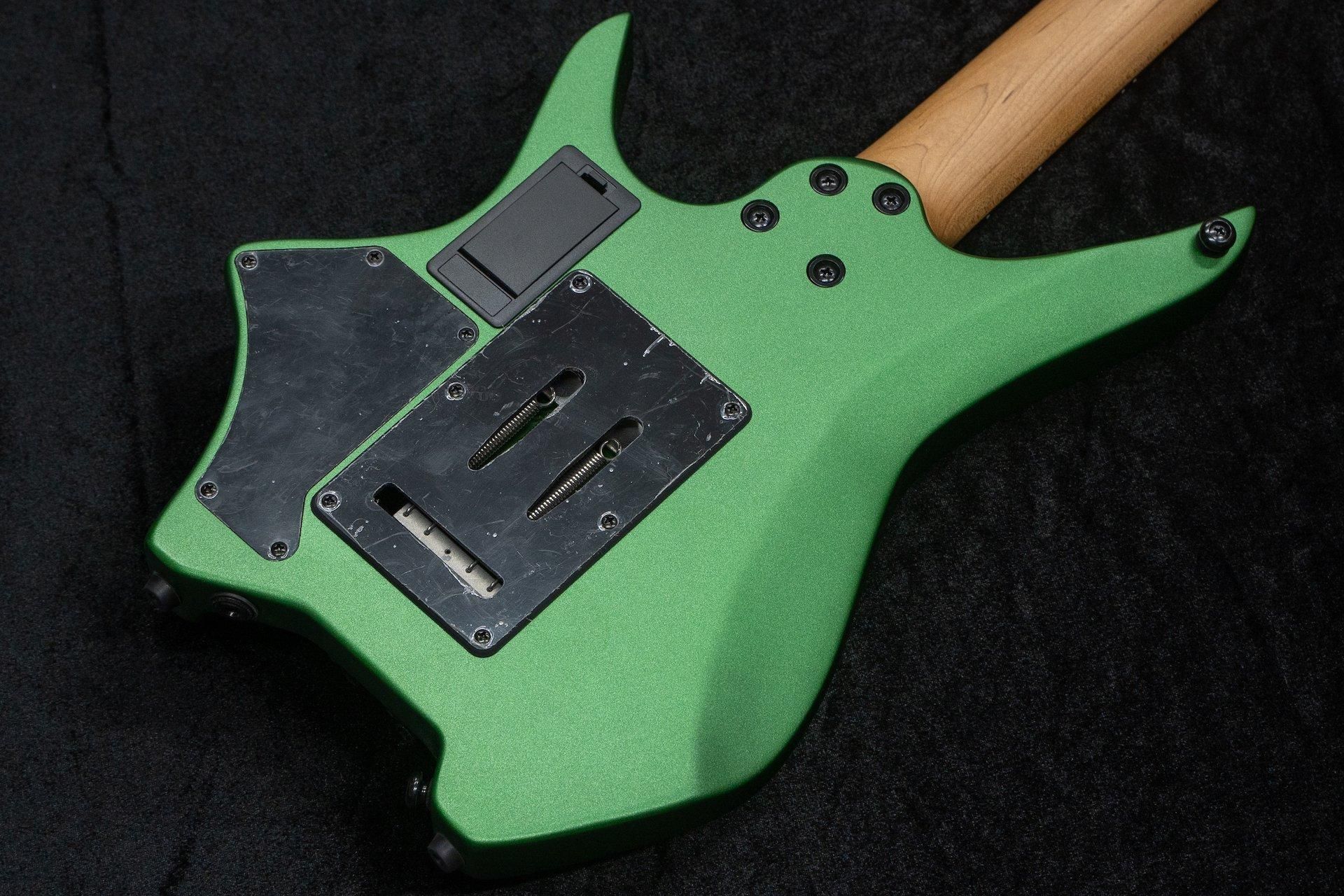 new】HEX Guitars / N500 Metallic Emerald Green - Geek IN Box new】HEX Guitars / N500 Metallic Emerald Green - Geek IN Box