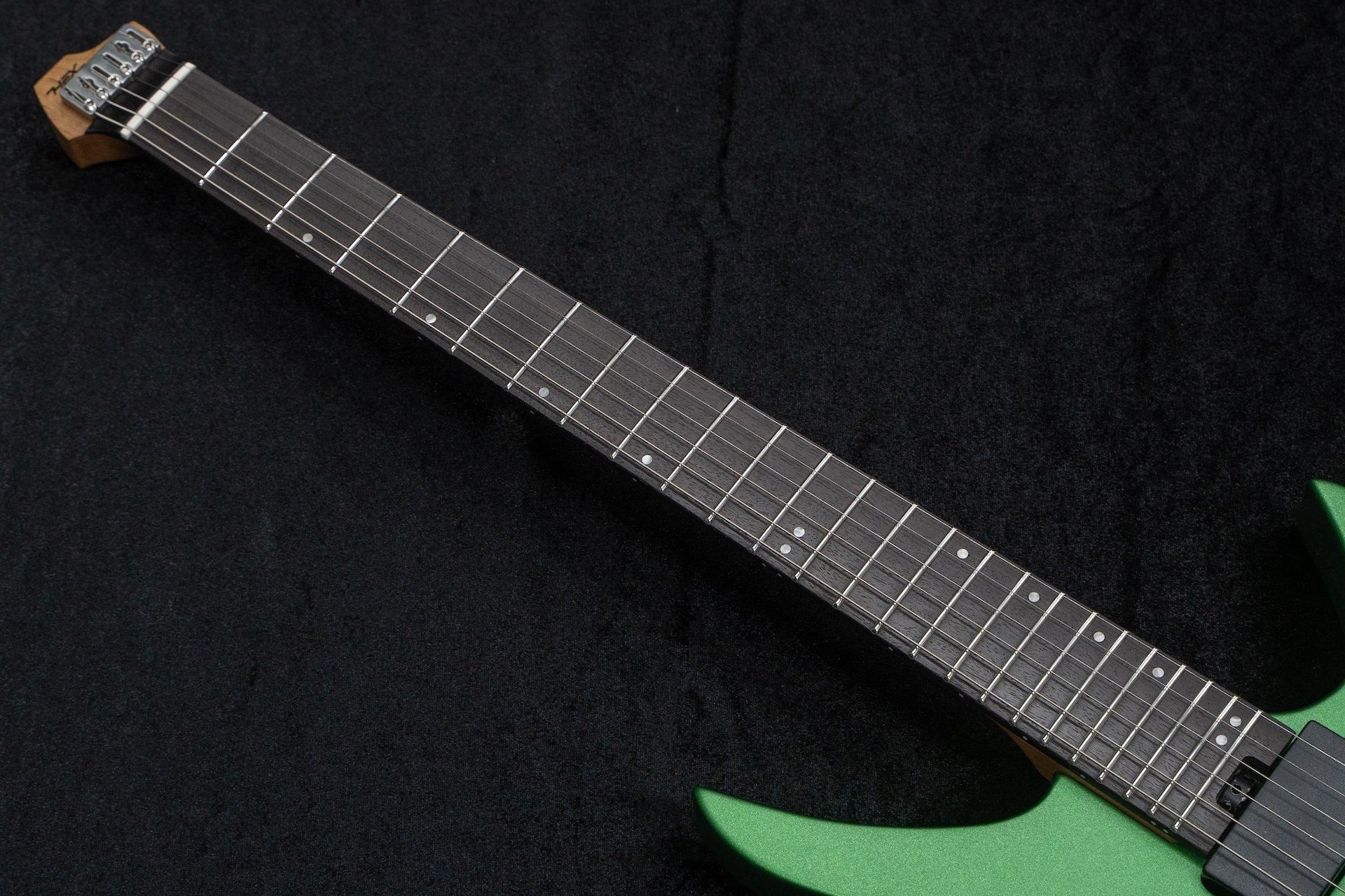new】HEX Guitars / N500 Metallic Emerald Green - Geek IN Box new】HEX Guitars / N500 Metallic Emerald Green - Geek IN Box