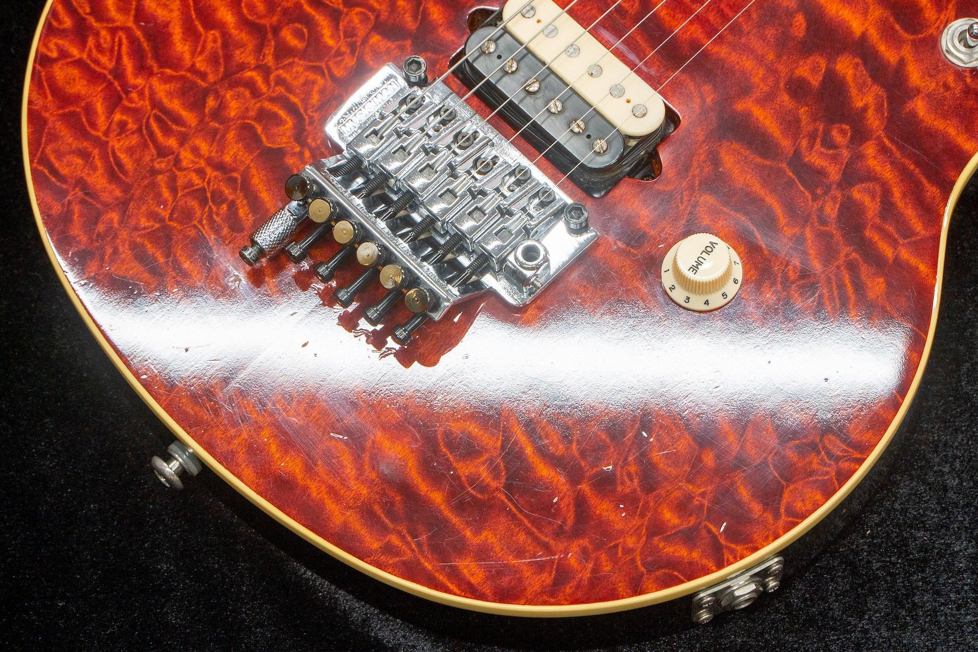 used】Musicman / AXIS EX Hi-End Guitars Translucent Red used】Musicman / AXIS EX Hi-End Guitars Translucent Red