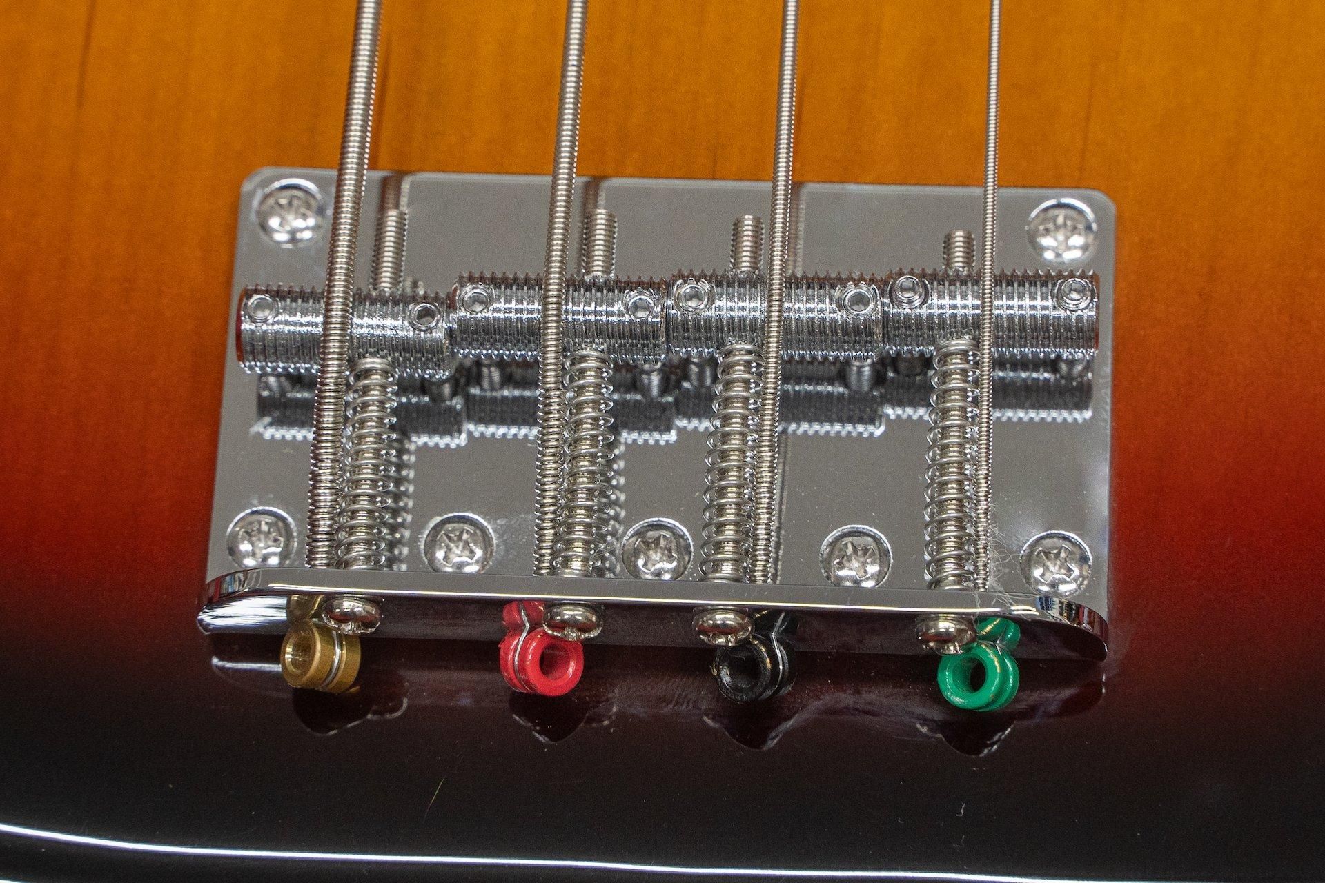 new】woofy basses / Classic Series P Bass 4 3TS - Geek IN Box