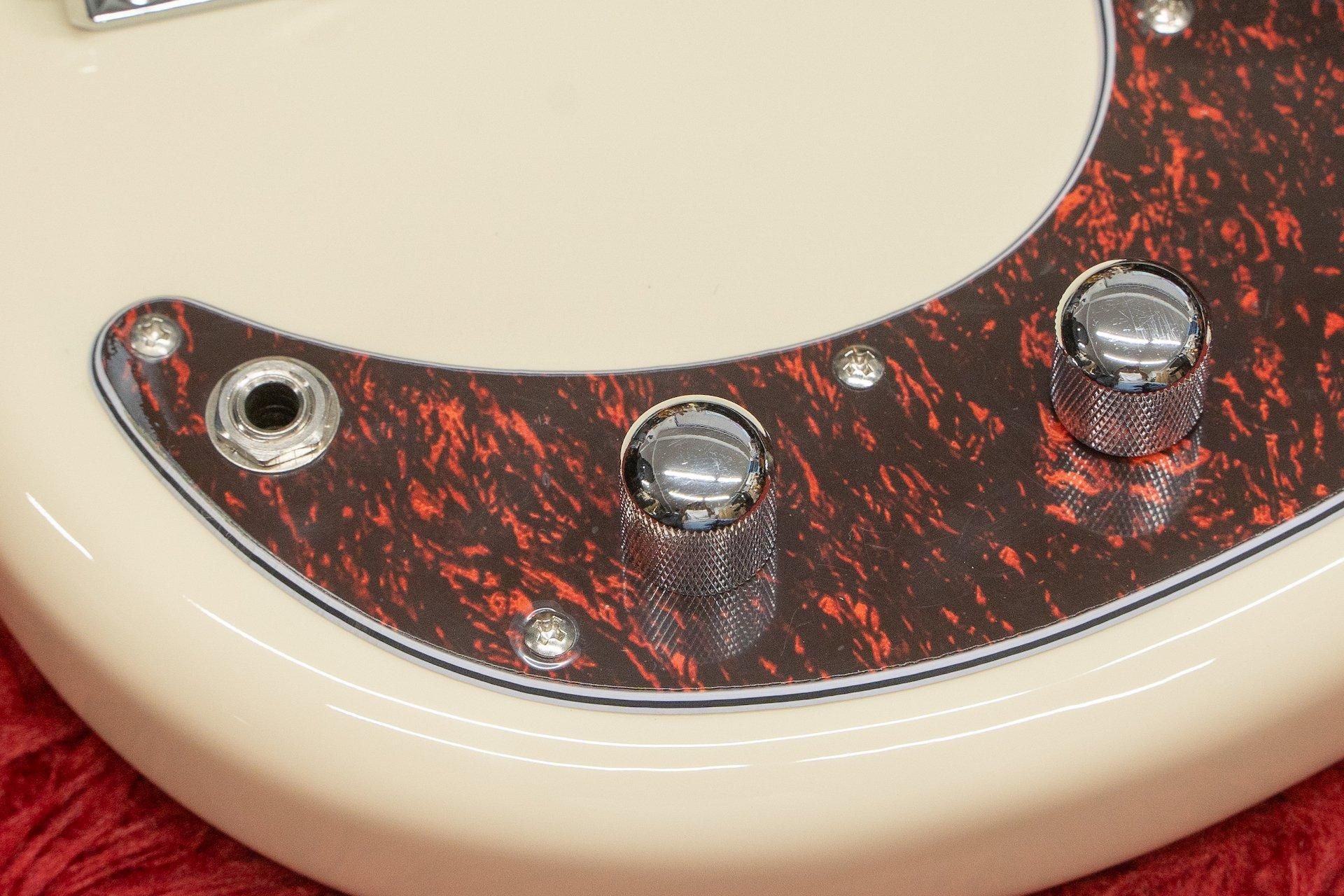 new】woofy basses / Classic Series P Bass 4 VW - Geek IN Box