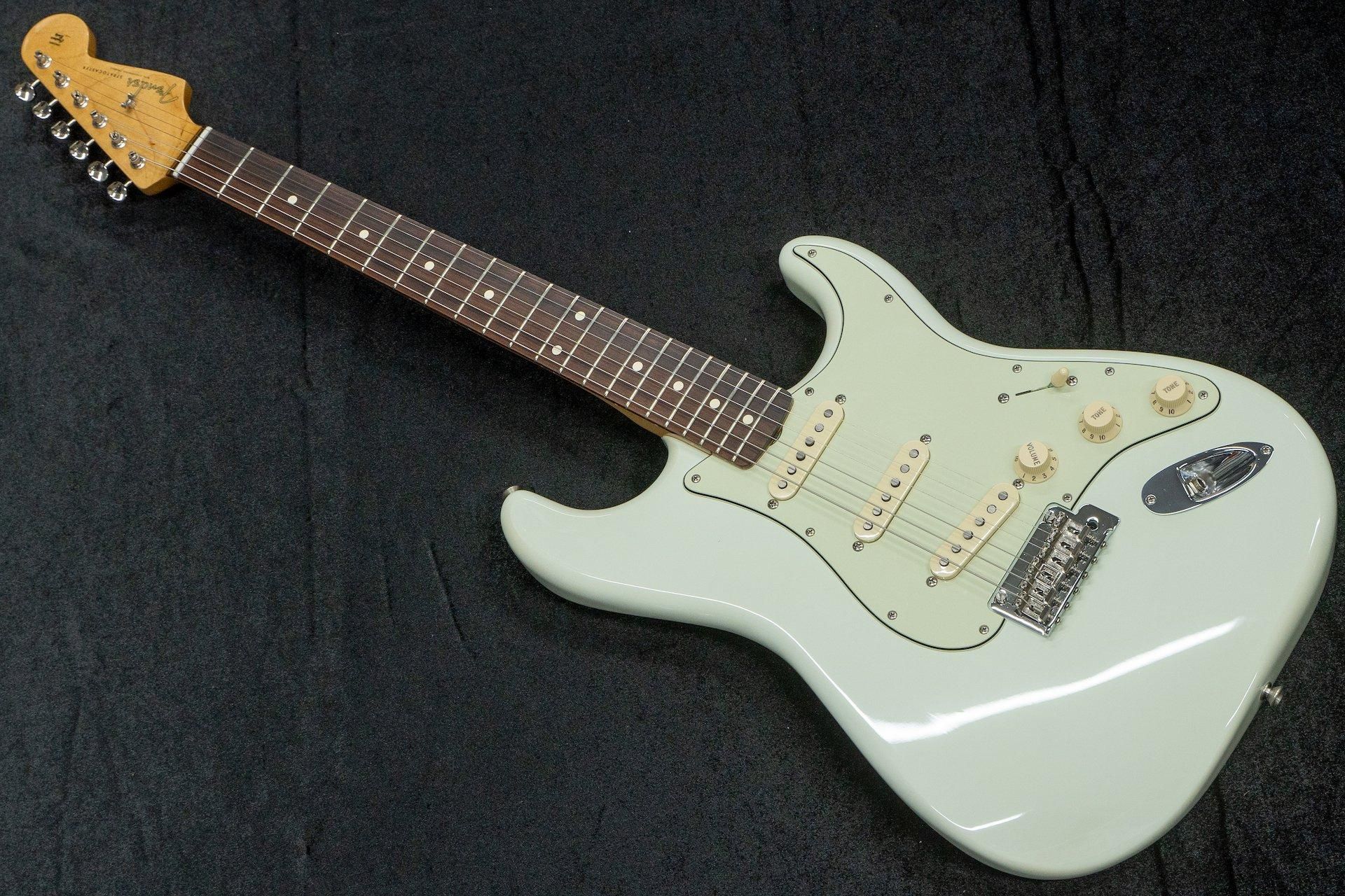 used】Fender / MEX Classic Player 60s Stratocaster Sonic