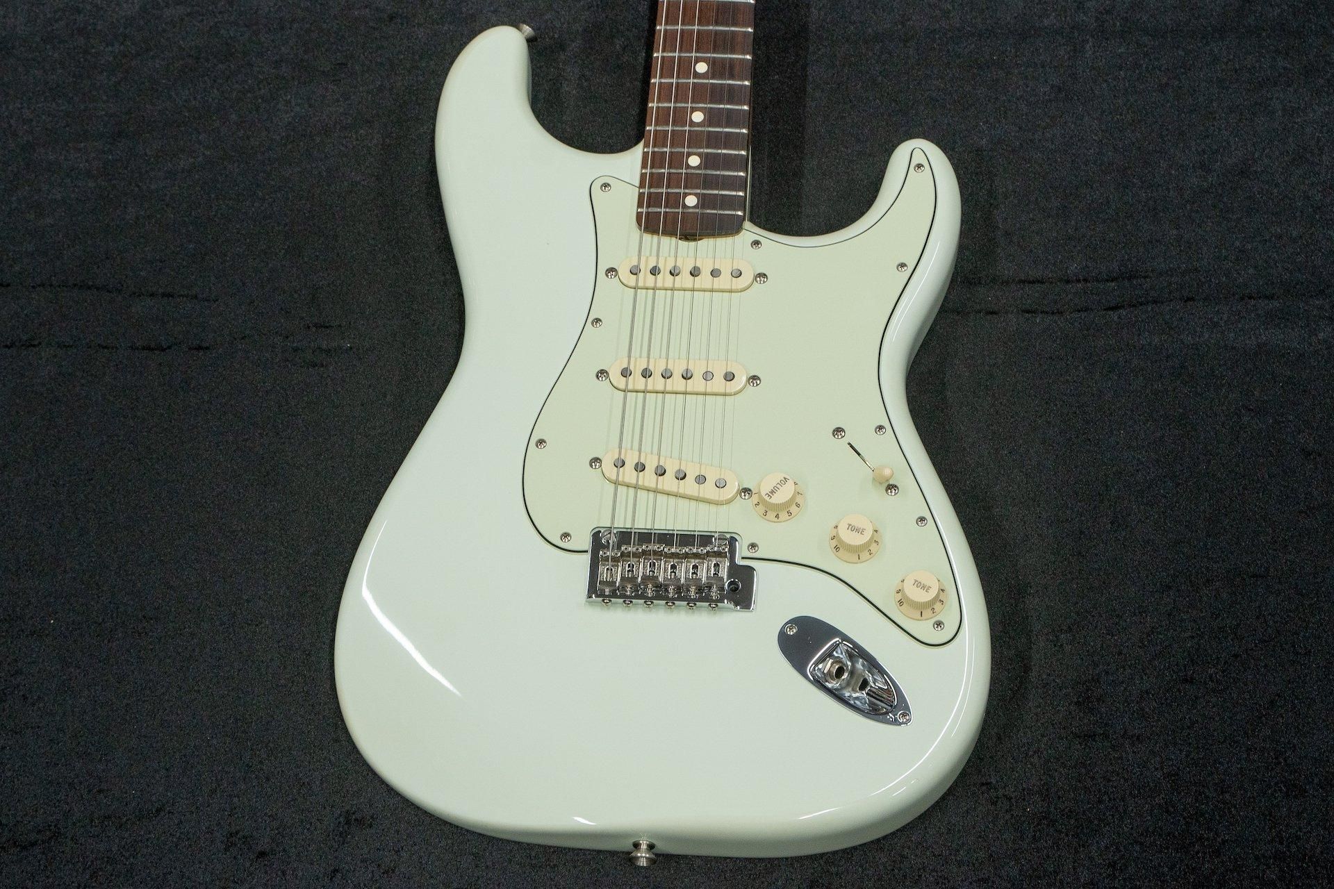 used】Fender / MEX Classic Player 60s Stratocaster Sonic