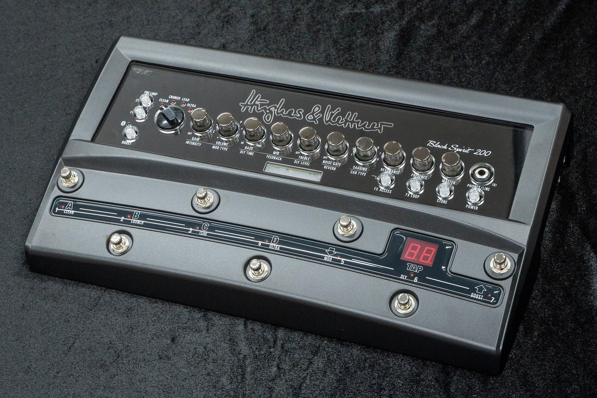 outlet】Hughes & Kettner / Black Spirit 200 Floor【TONIQ横浜