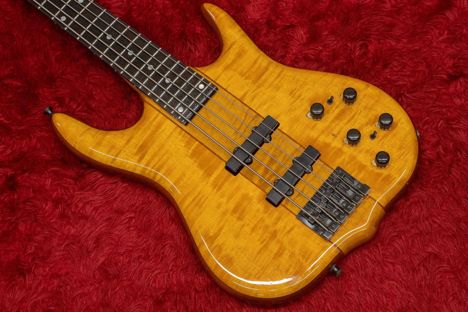 ブルムースバー 古いものをリスペクトした新しいもの。 | ブローチャーズ