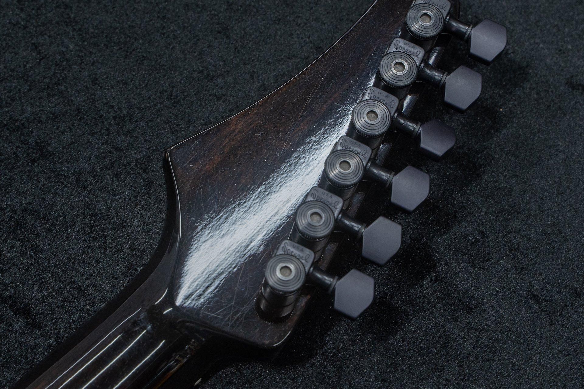 Marchione Vintage Tremolo 最初期 Vintage Tremolo Solid Body, Classic Design, Modern