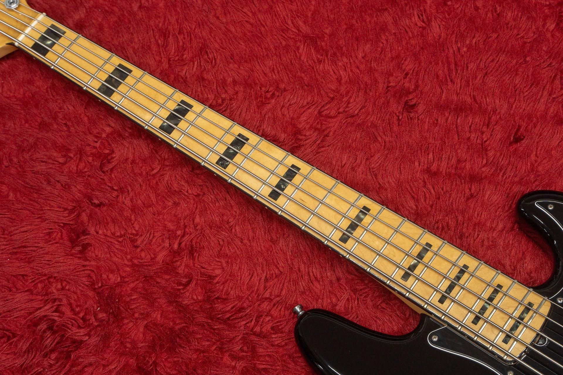used】Fender / American Deluxe Jazz Bass Ⅴ BLK 2012 4.420kg used】Fender / American Deluxe Jazz Bass Ⅴ BLK 2012 4.420kg
