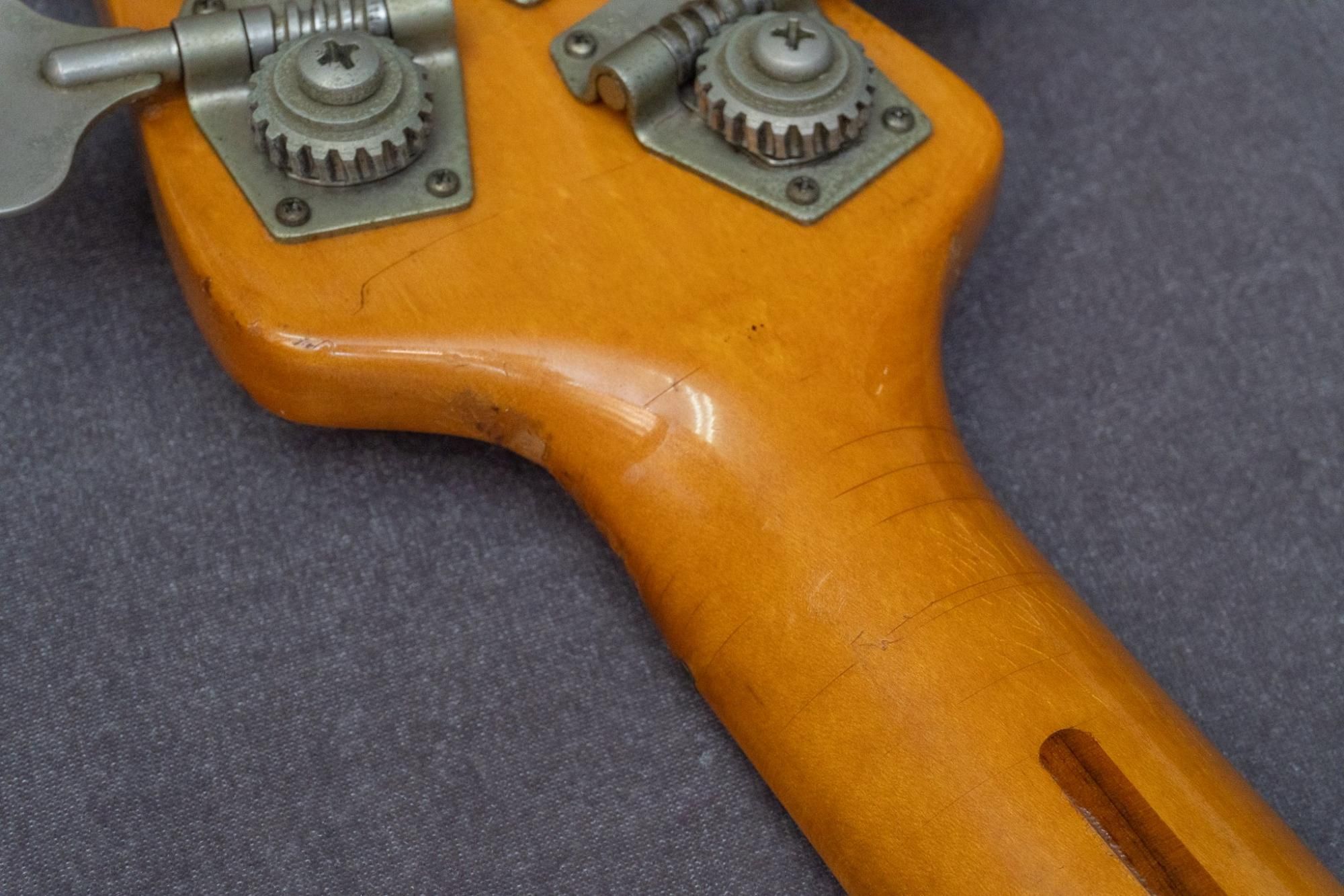 MUSICMAN StingRay Pre Ernie 1977年製造 1977 Pre-Ernie Ball Music Man Stingray Vintage Sunburst
