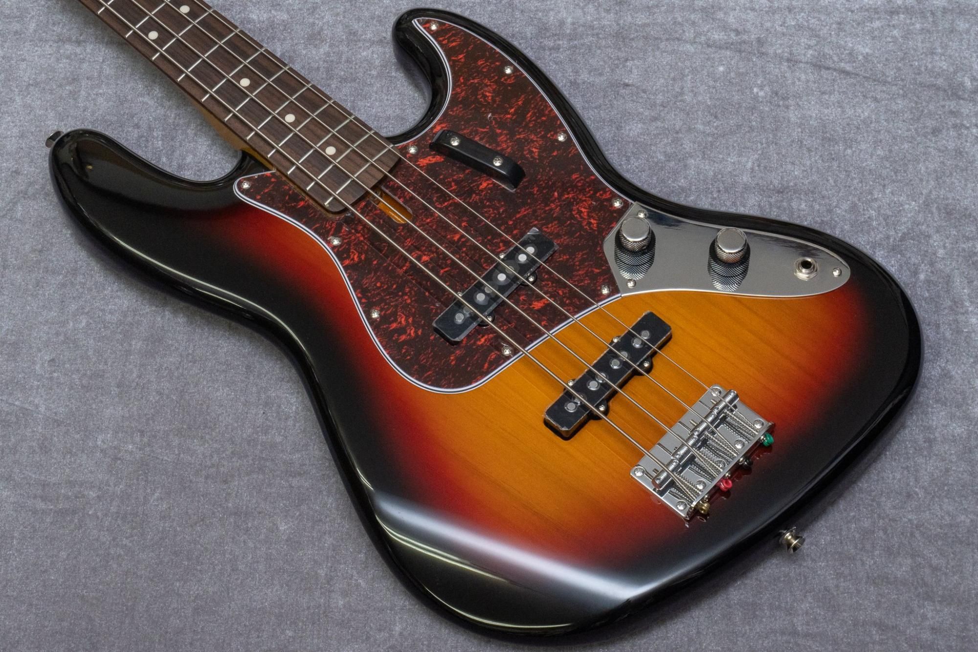 new】woofy basses / Classic Series J Bass 4 3TS スタックノブ new】woofy basses / Classic Series J Bass 4 3TS スタックノブ