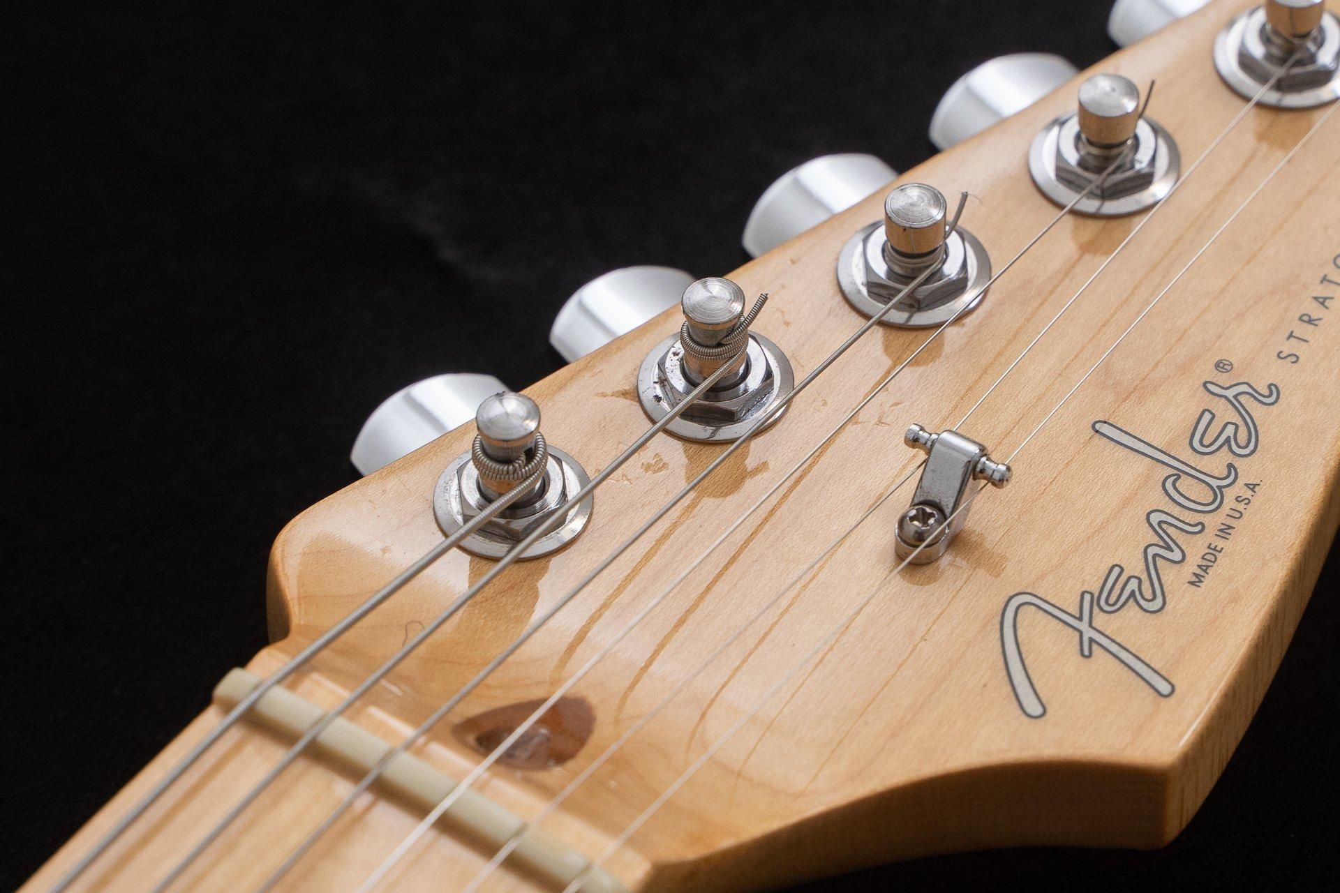 芸能人愛用 American / used】Fender Standard 3.43 #Z7075910 Stratocaster ギター