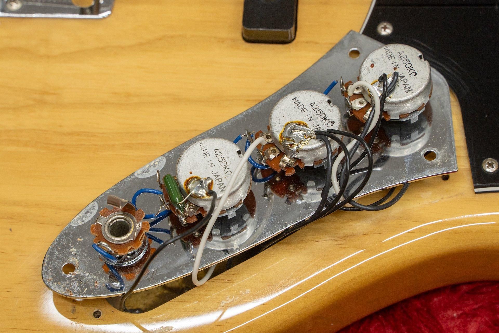 used】Fender Japan / JB75-90US NAT 2002-2004 5.300kg