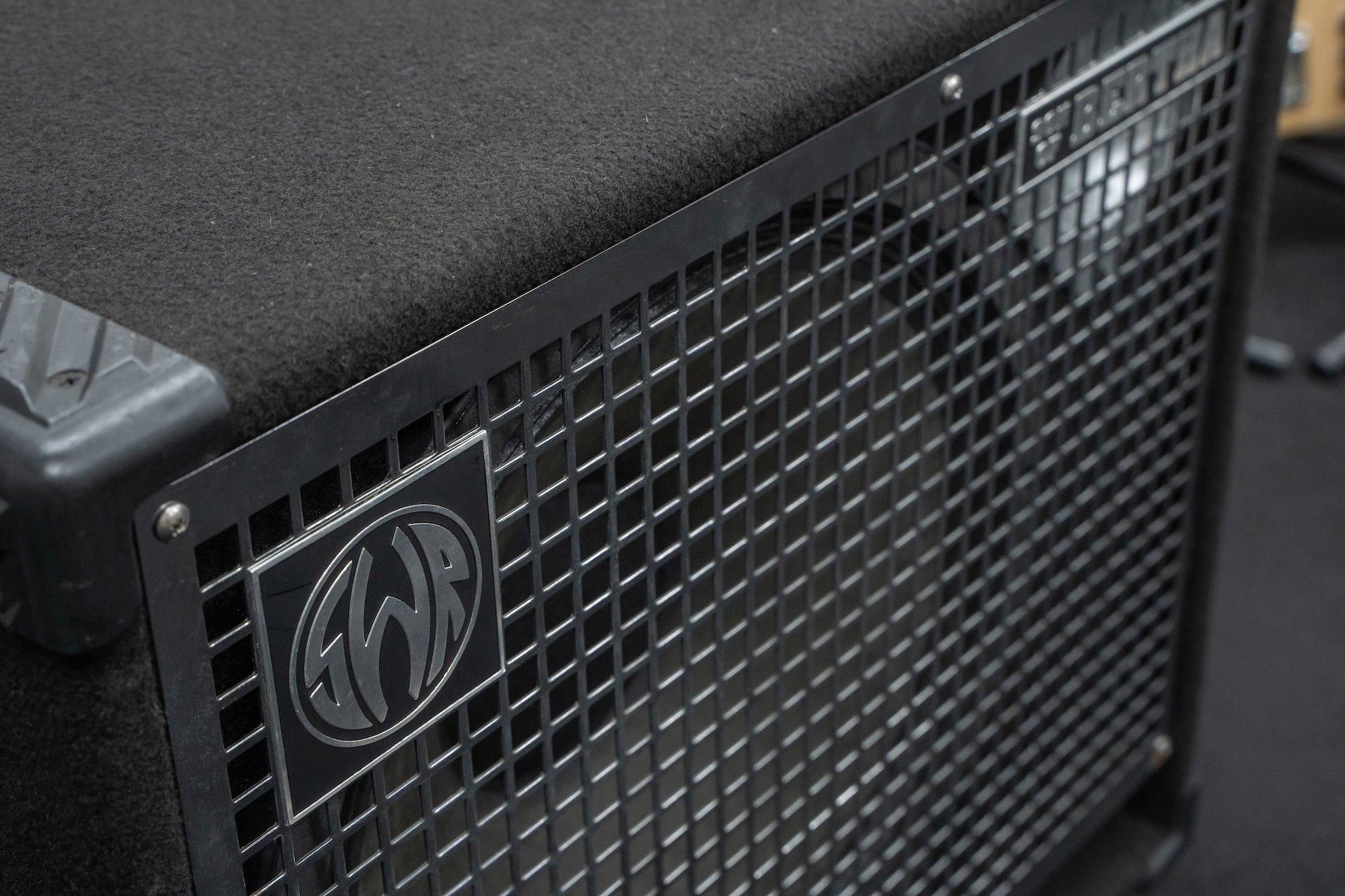 used】SWR / Son Of Bertha Bass Amp Cabinet 8Ω 350W【GIB横浜