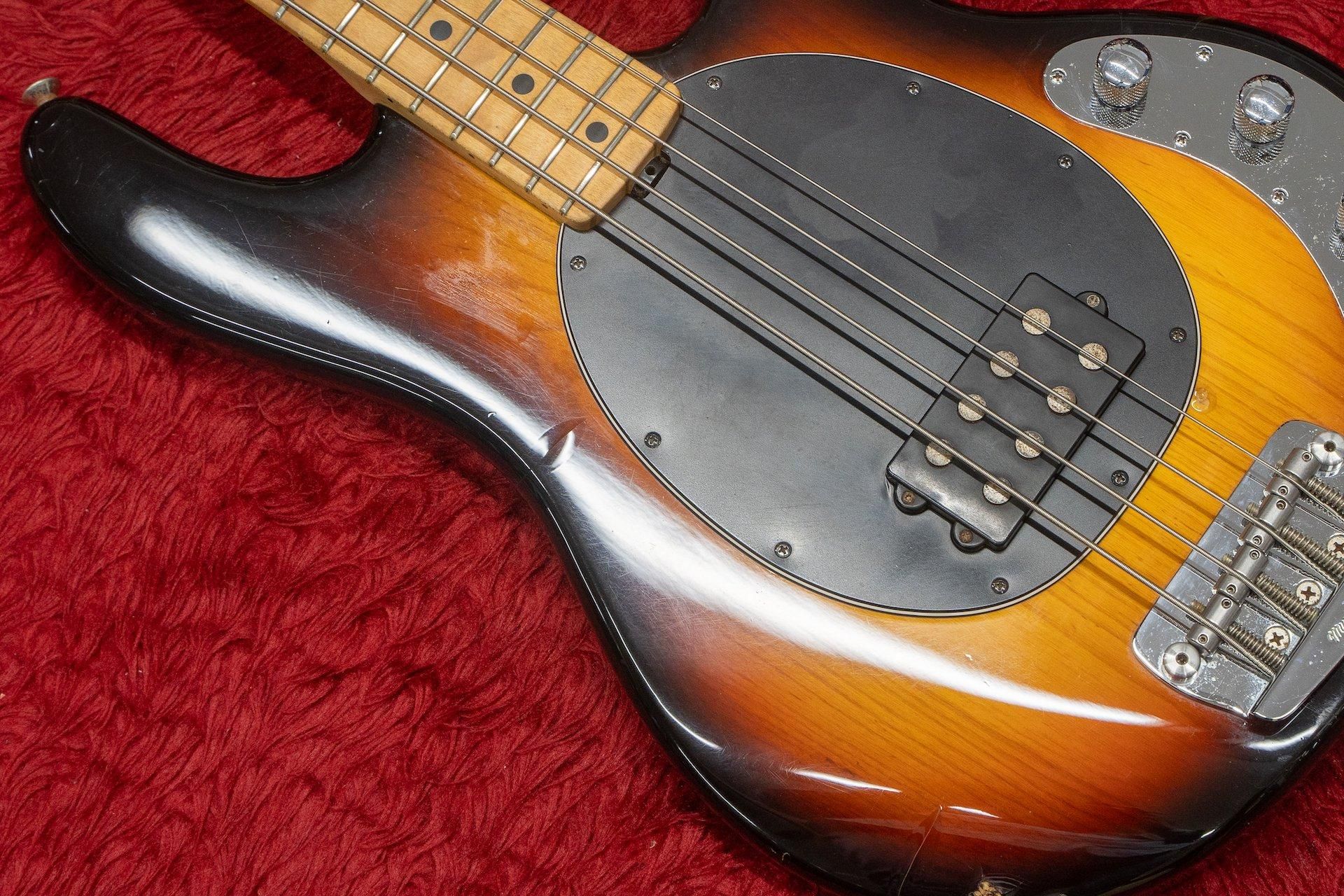 used】Ernie Ball Music Man / StingRay Vintage Sunburst 1998