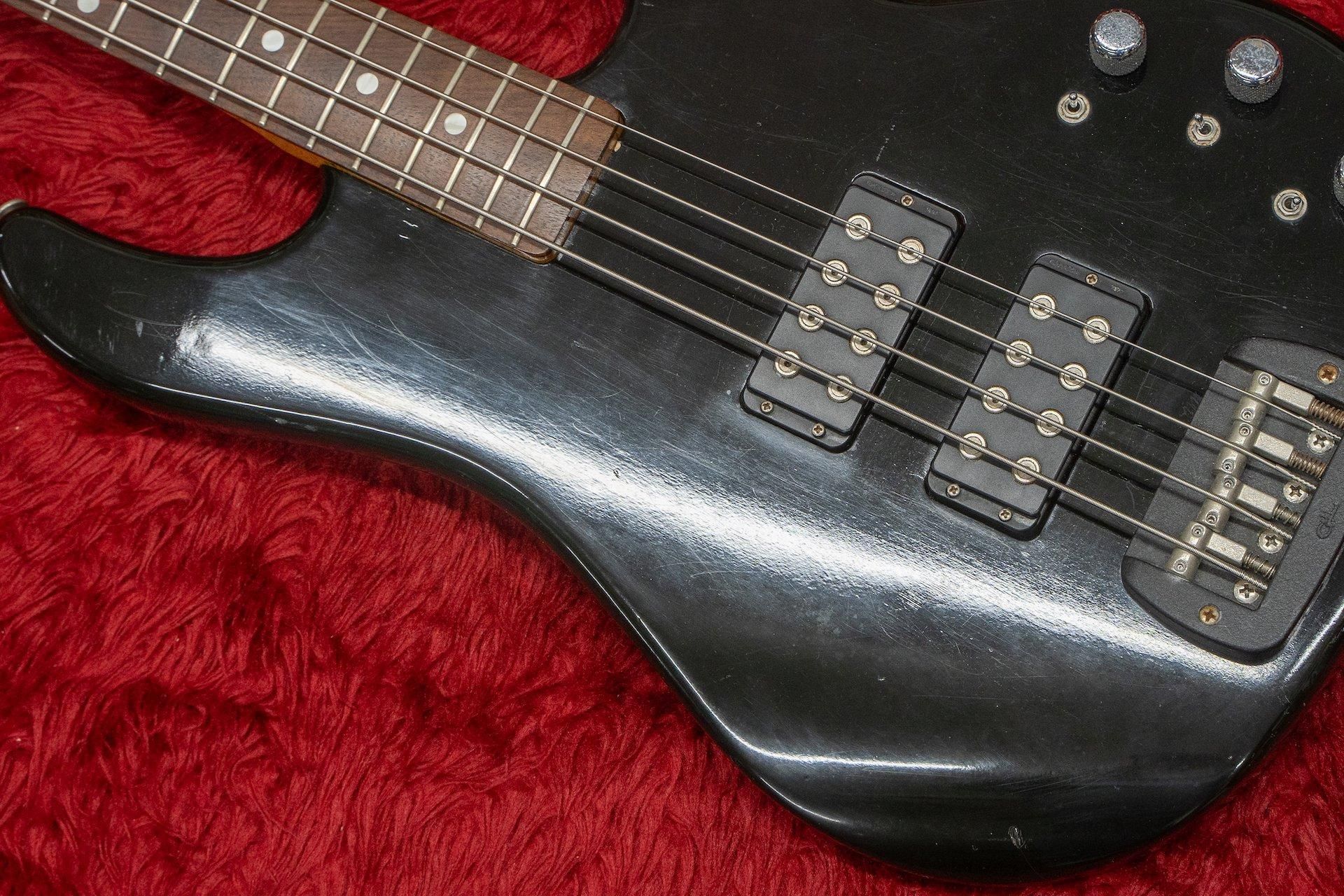 G&L L-2000 USA 純正ハードケース付き