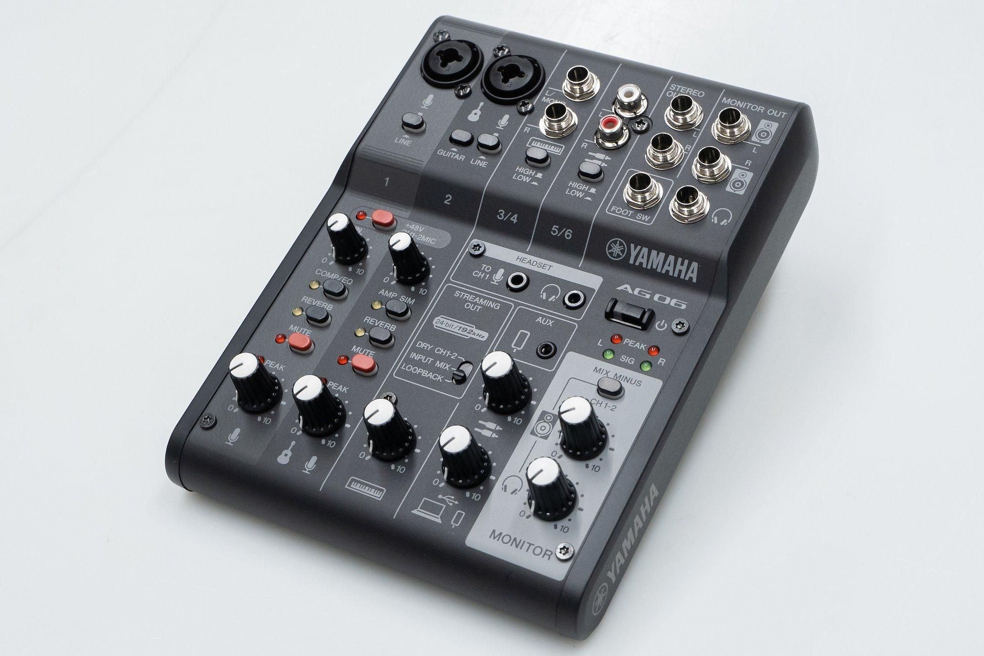 極美品】YAMAHA AG06 MK2 【CubaseAIコード付属】 Yamaha AG06 MK2 BK