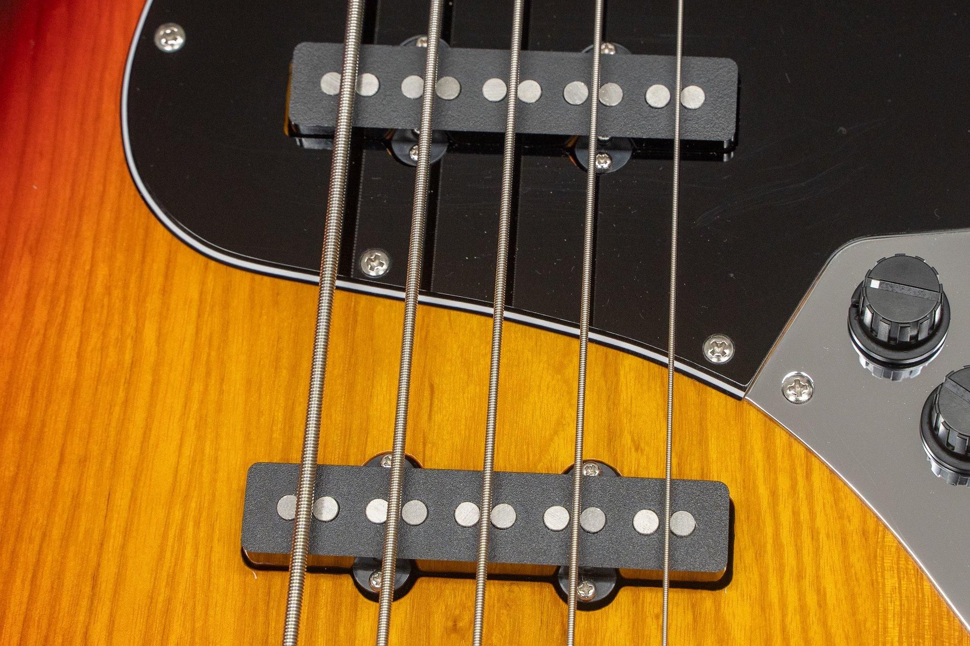 moon JB-5C N/M CR Passive（バッファ追加の改造あり） moon JB-5C N/M CR Passive（バッファ追加の改造あり） moon JB