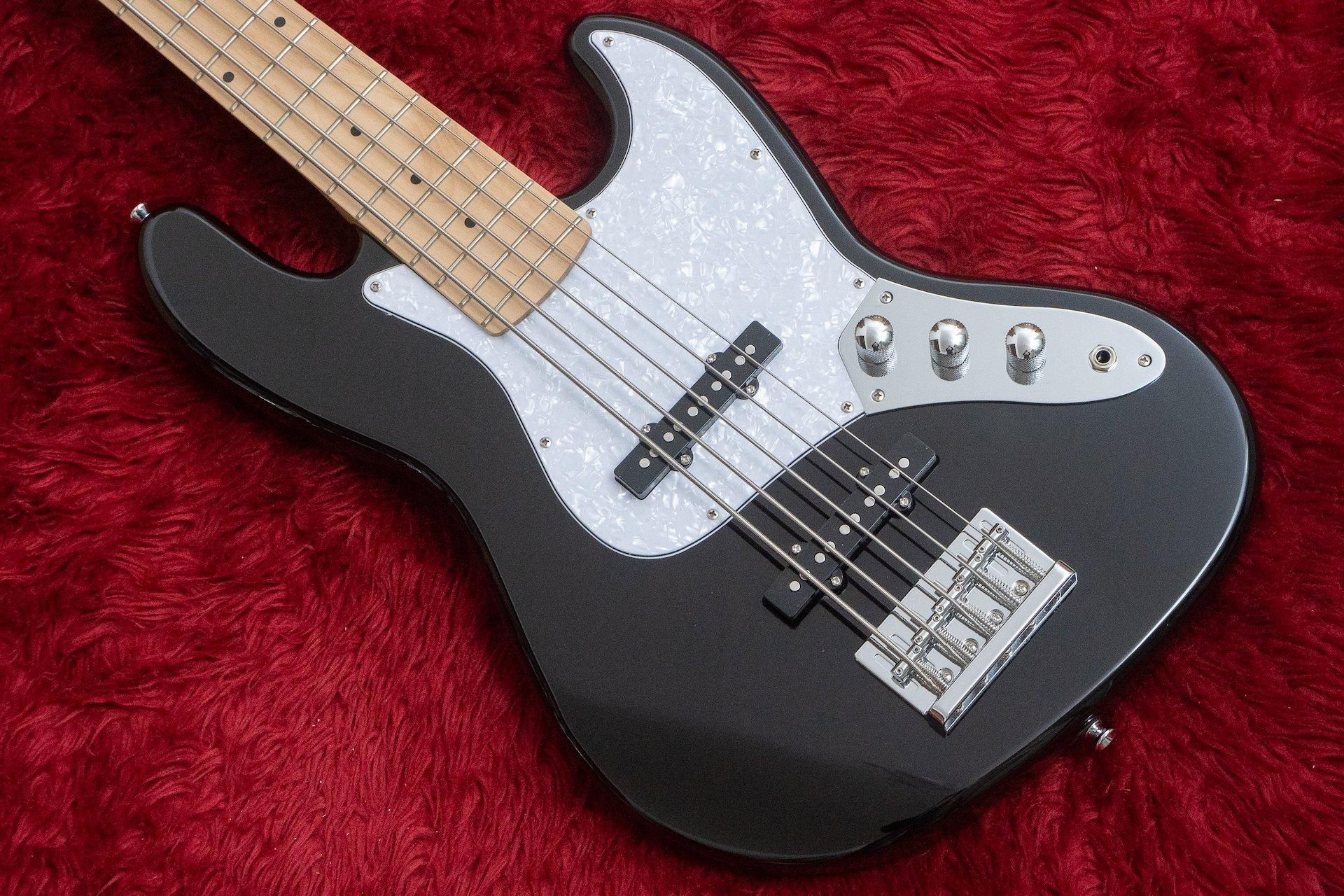 new】woofy basses / ONE series Cavalier 5 M Black - Geek IN Box
