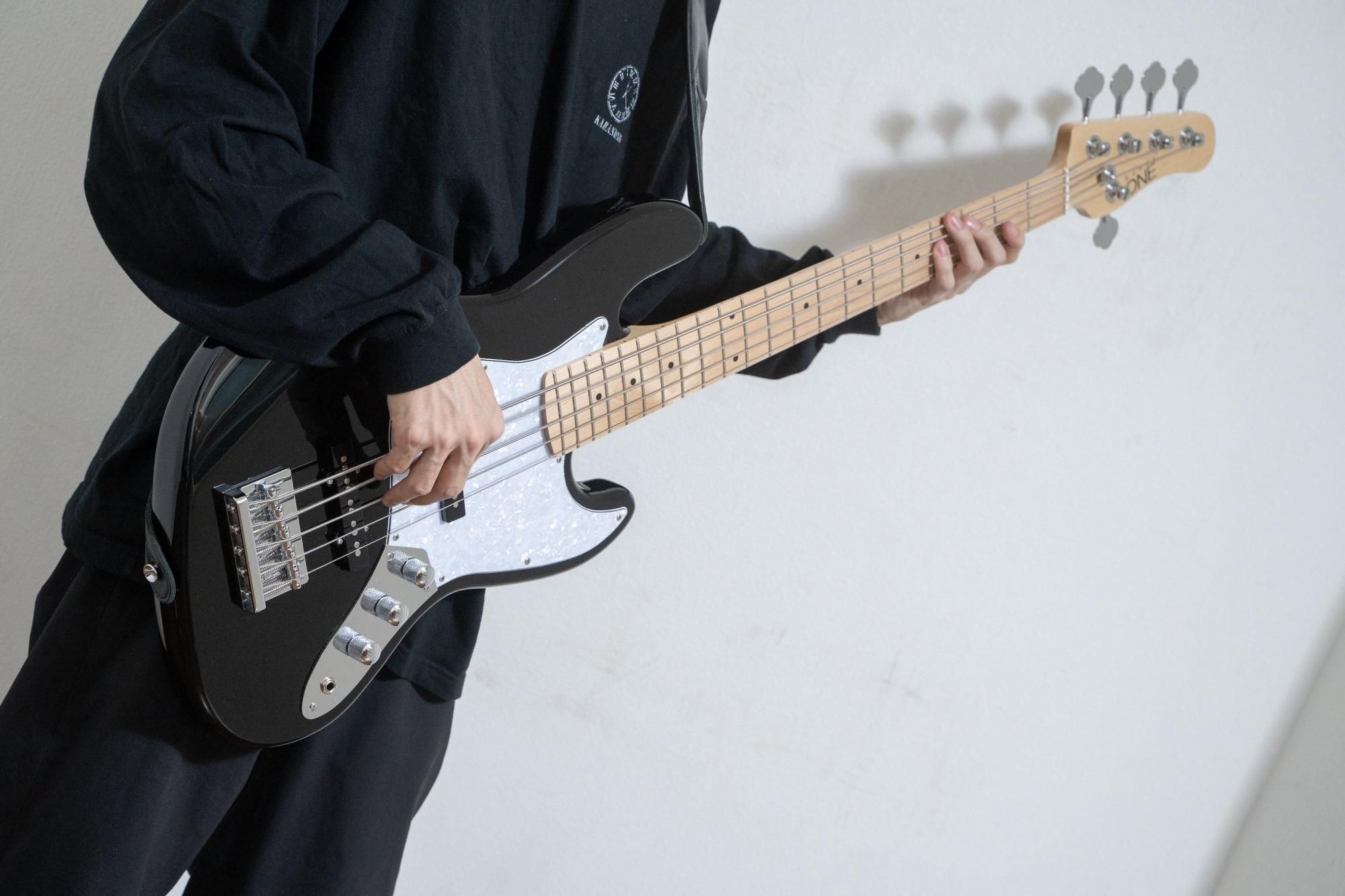 new】woofy basses / ONE series Cavalier 5 M Orange - Geek IN Box new】woofy basses / ONE series Cavalier 5 M Orange - Geek IN Box