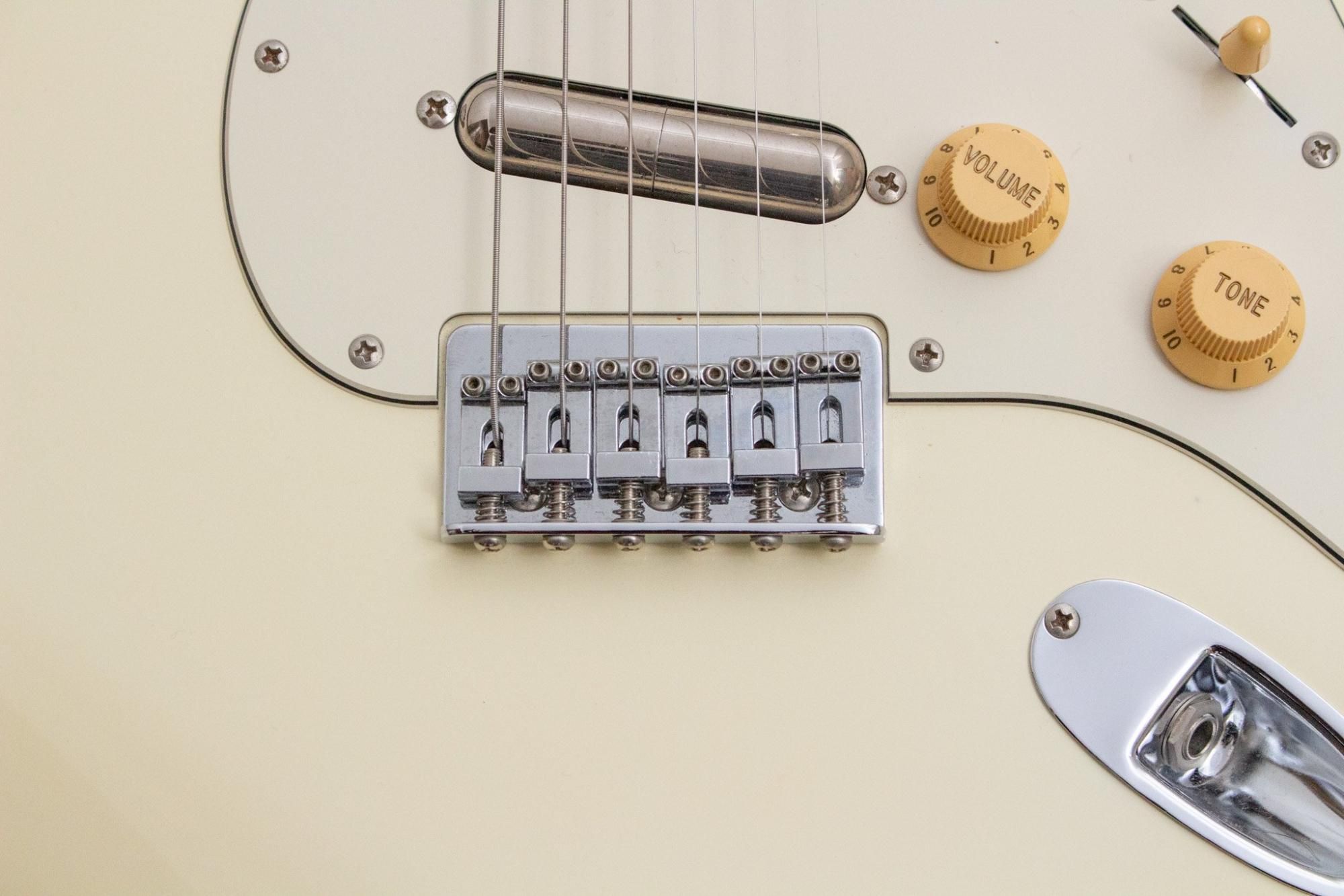 used】Fender Japan / ST62-SPL SRV Charley OWH #S082532 3.32