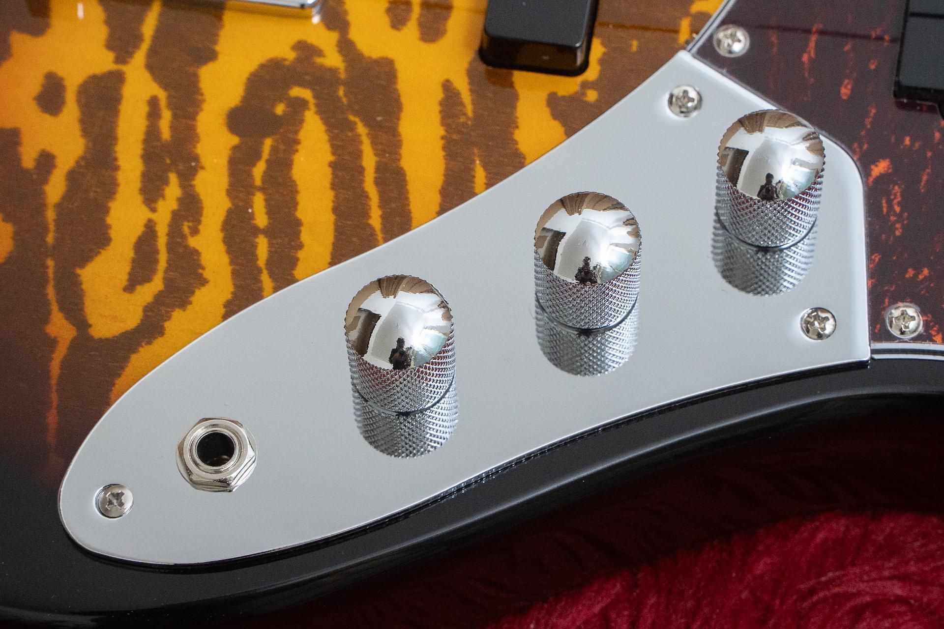 5弦ベース woofy basses Poodle5 Sunburst 初期型 new】woofy basses / ONE series Poodle 5 Sunburst - Geek IN Box